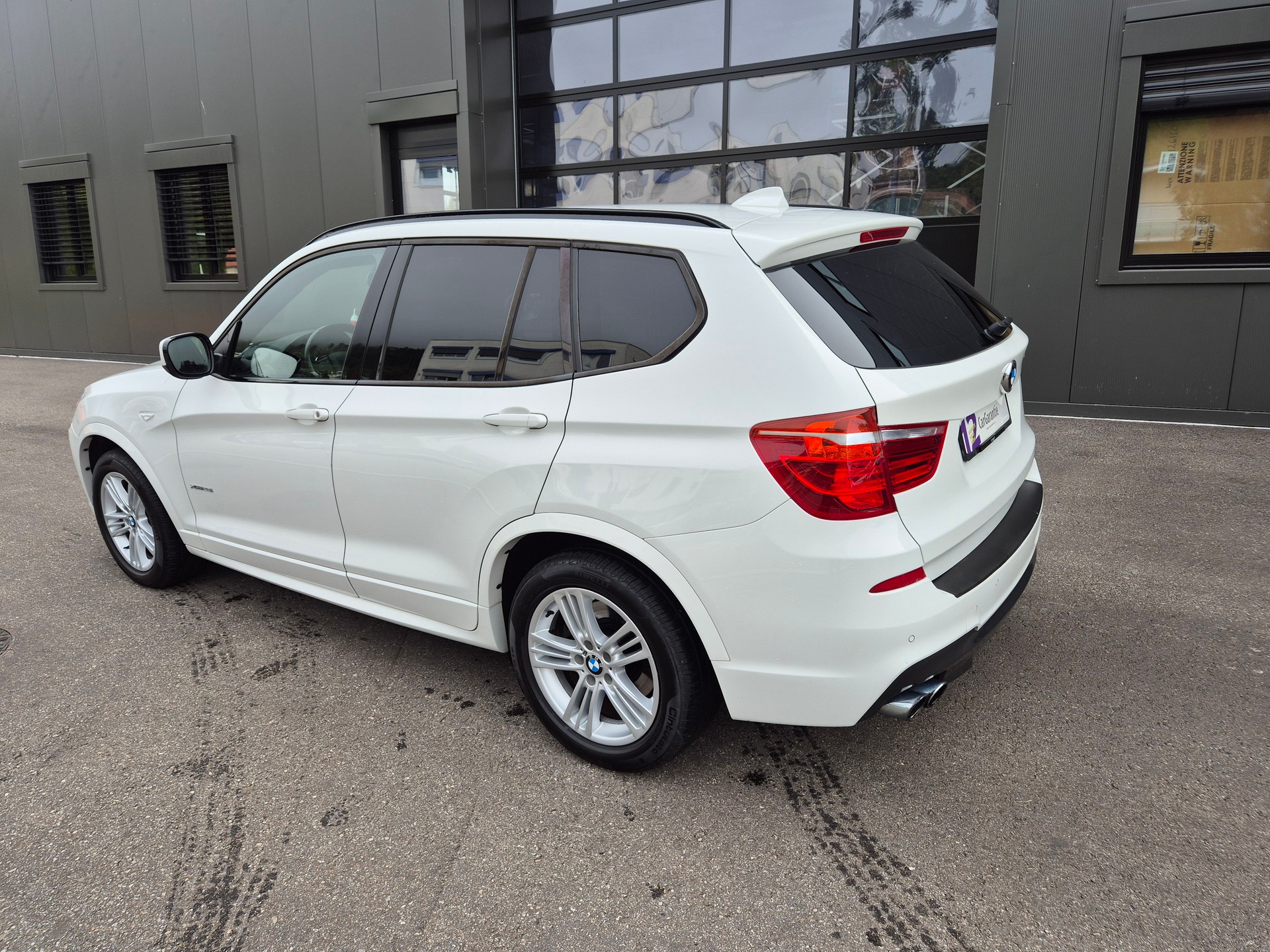 BMW X3 xDrive 28i Steptronic-image-4