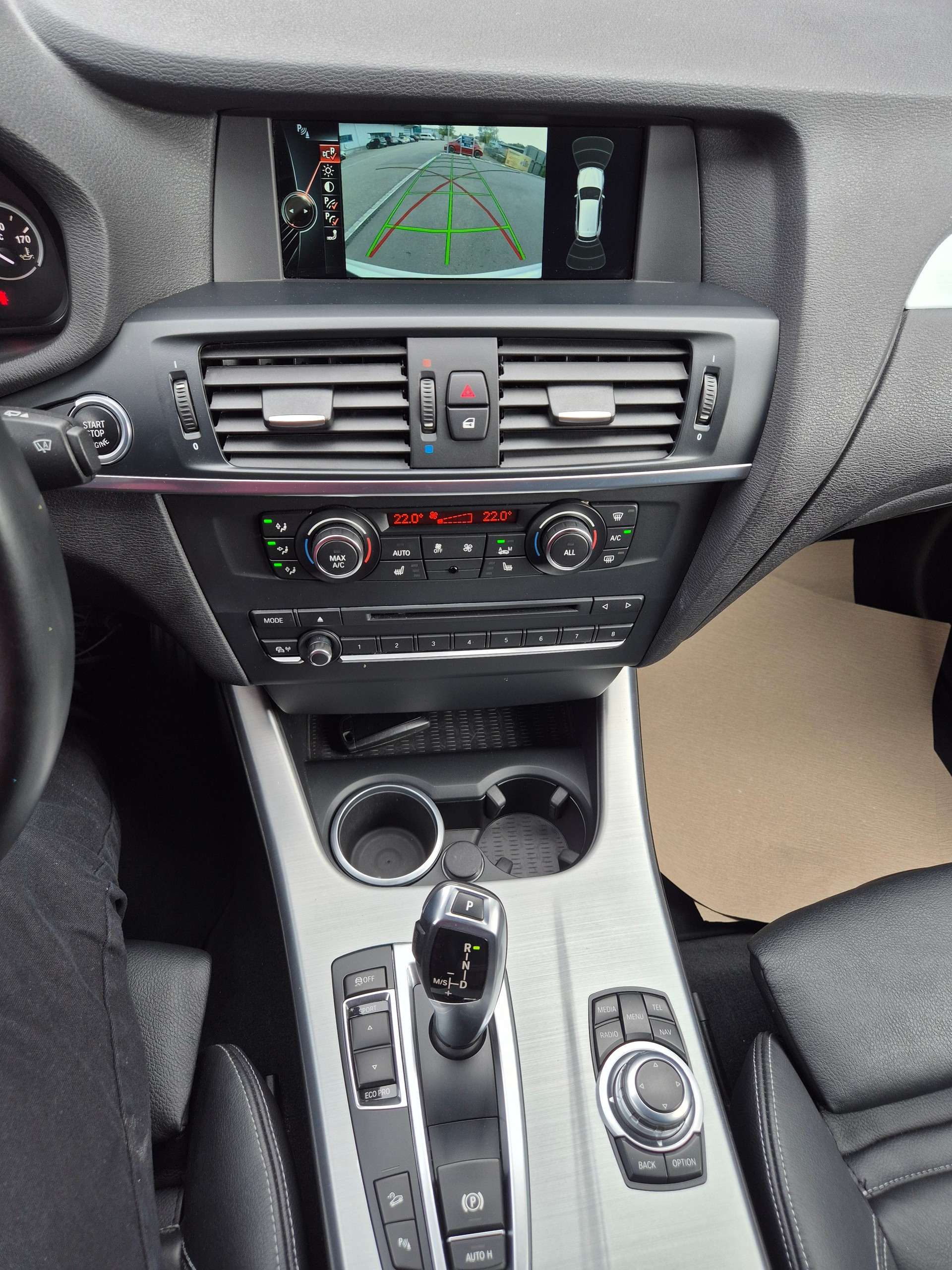 BMW X3 xDrive 28i Steptronic-image-12