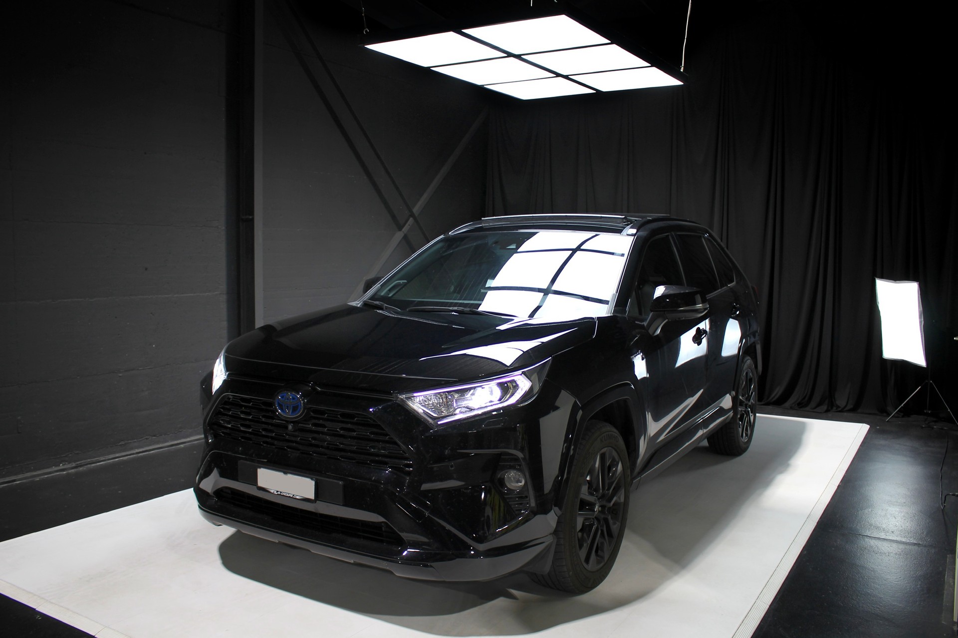 TOYOTA RAV-4 2.5 HSD Black Edition e-CVT 4WD-image-0