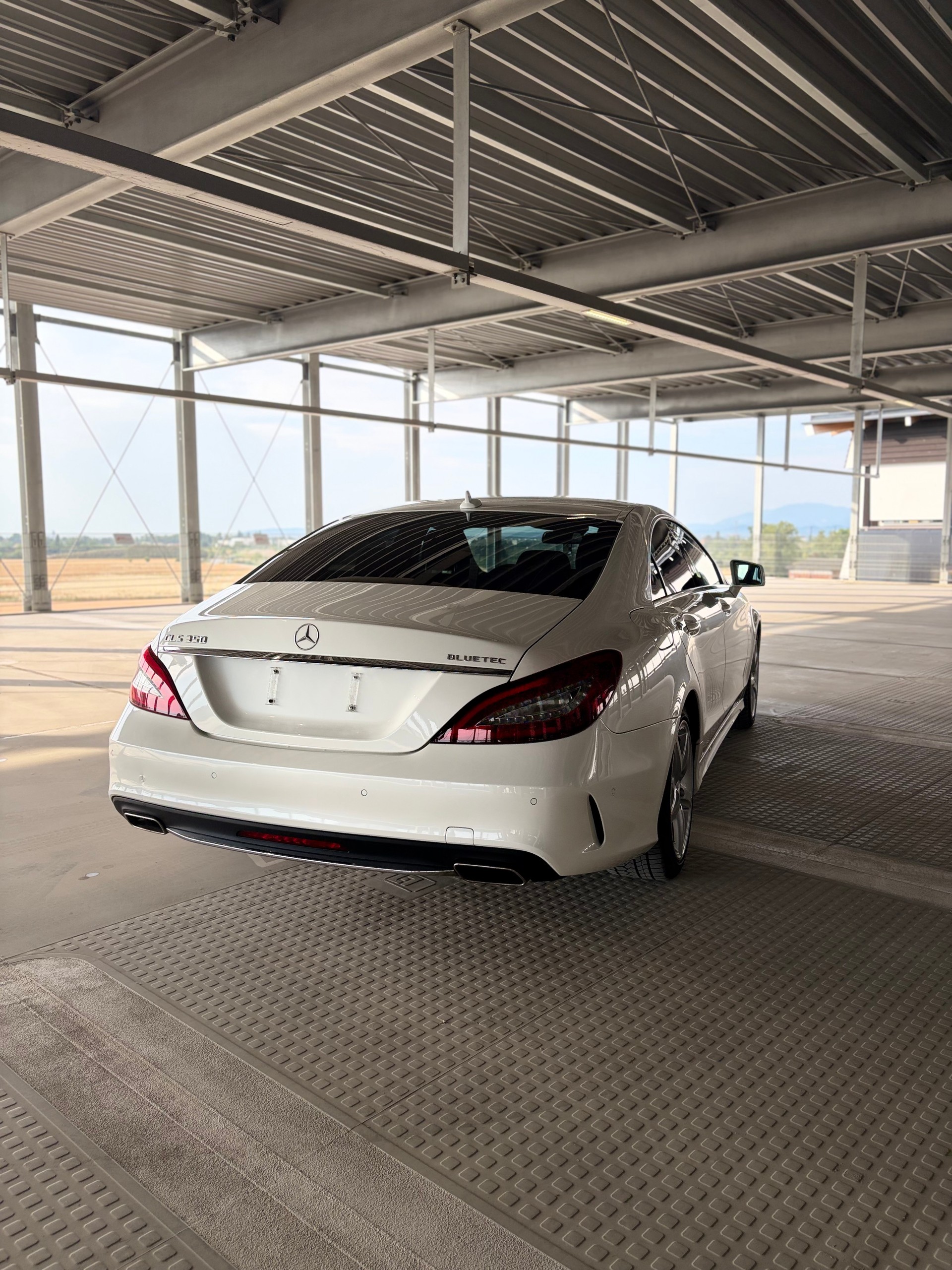 MERCEDES-BENZ CLS 350 CDI AMG OPTIK FACELIFT 4matic-image-2