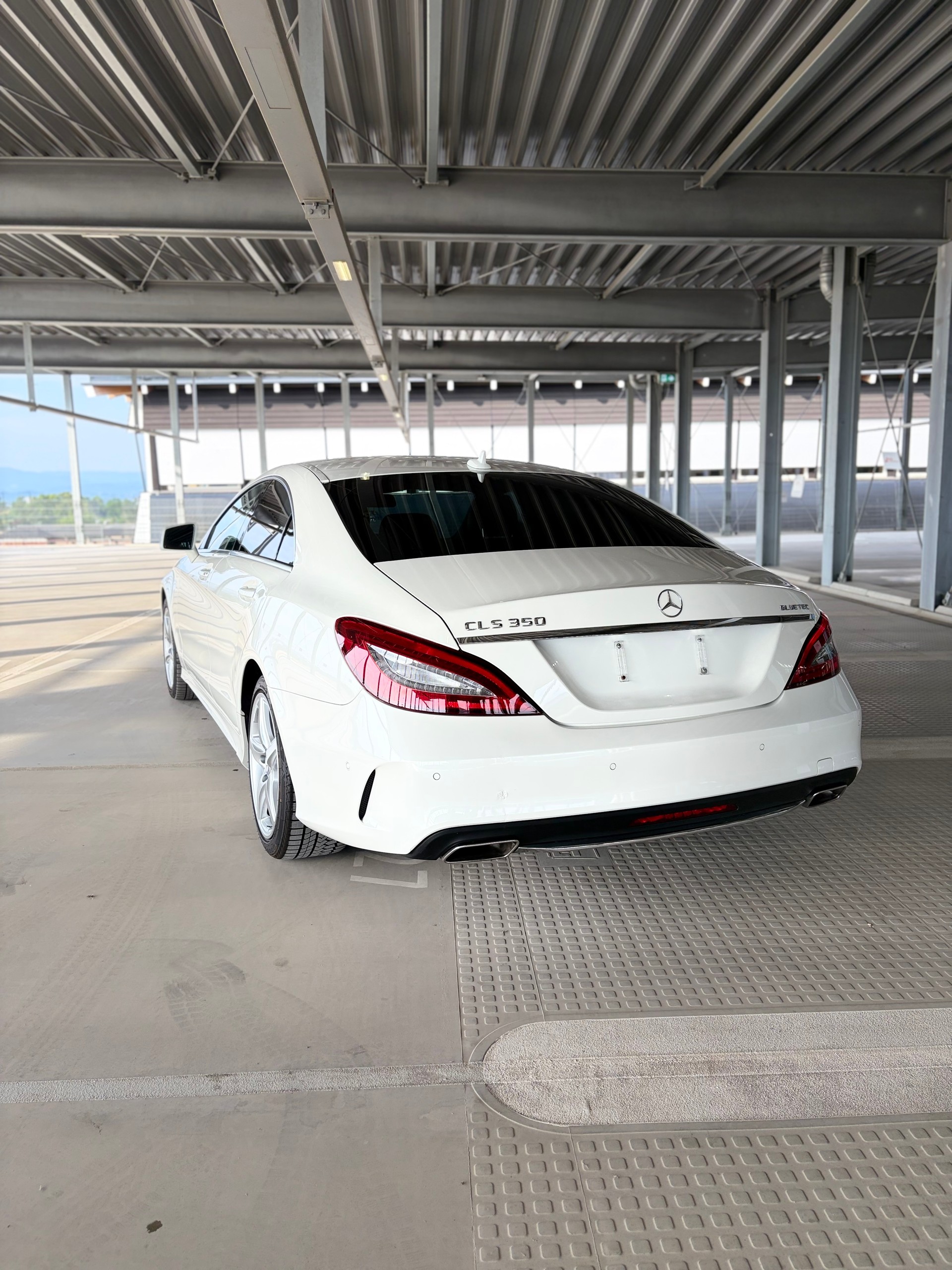 MERCEDES-BENZ CLS 350 CDI AMG OPTIK FACELIFT 4matic-image-3