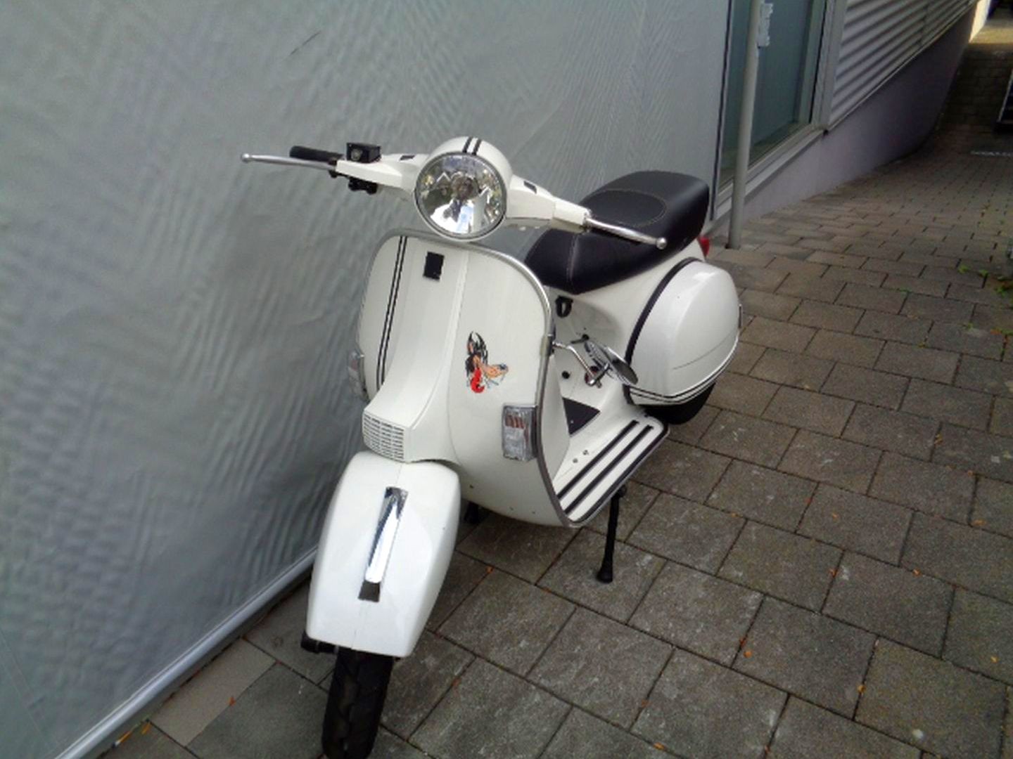 PIAGGIO VESPA PX 125-showroom-element-1