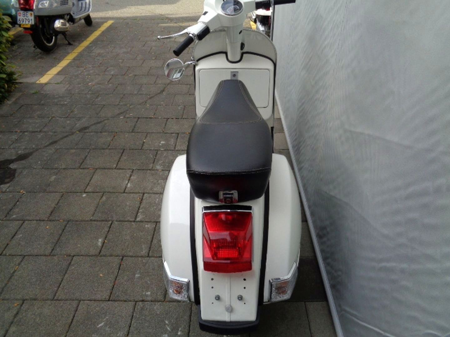 PIAGGIO VESPA PX 125-showroom-element-3