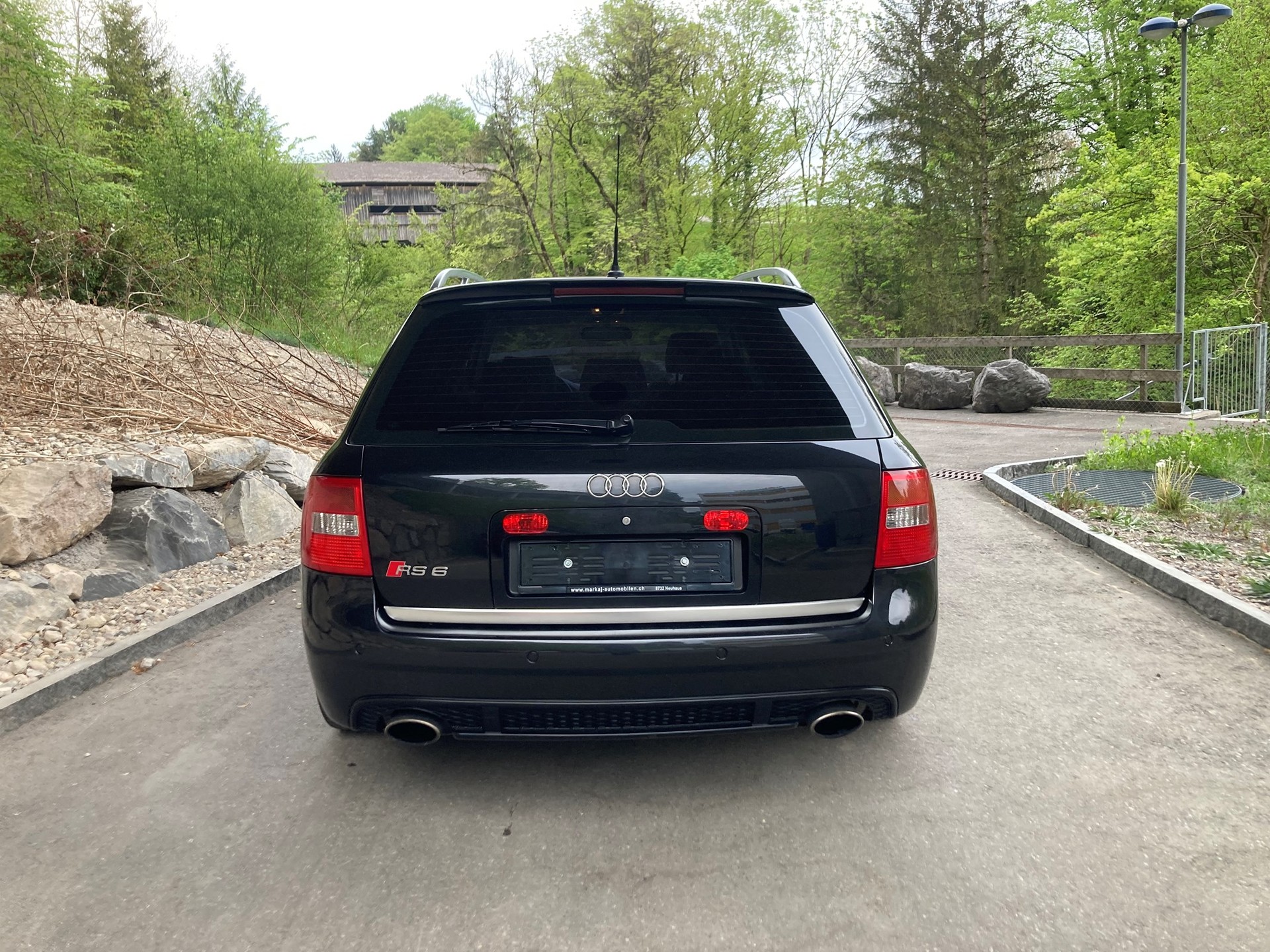 AUDI RS6 Avant quattro tiptronic-image-4