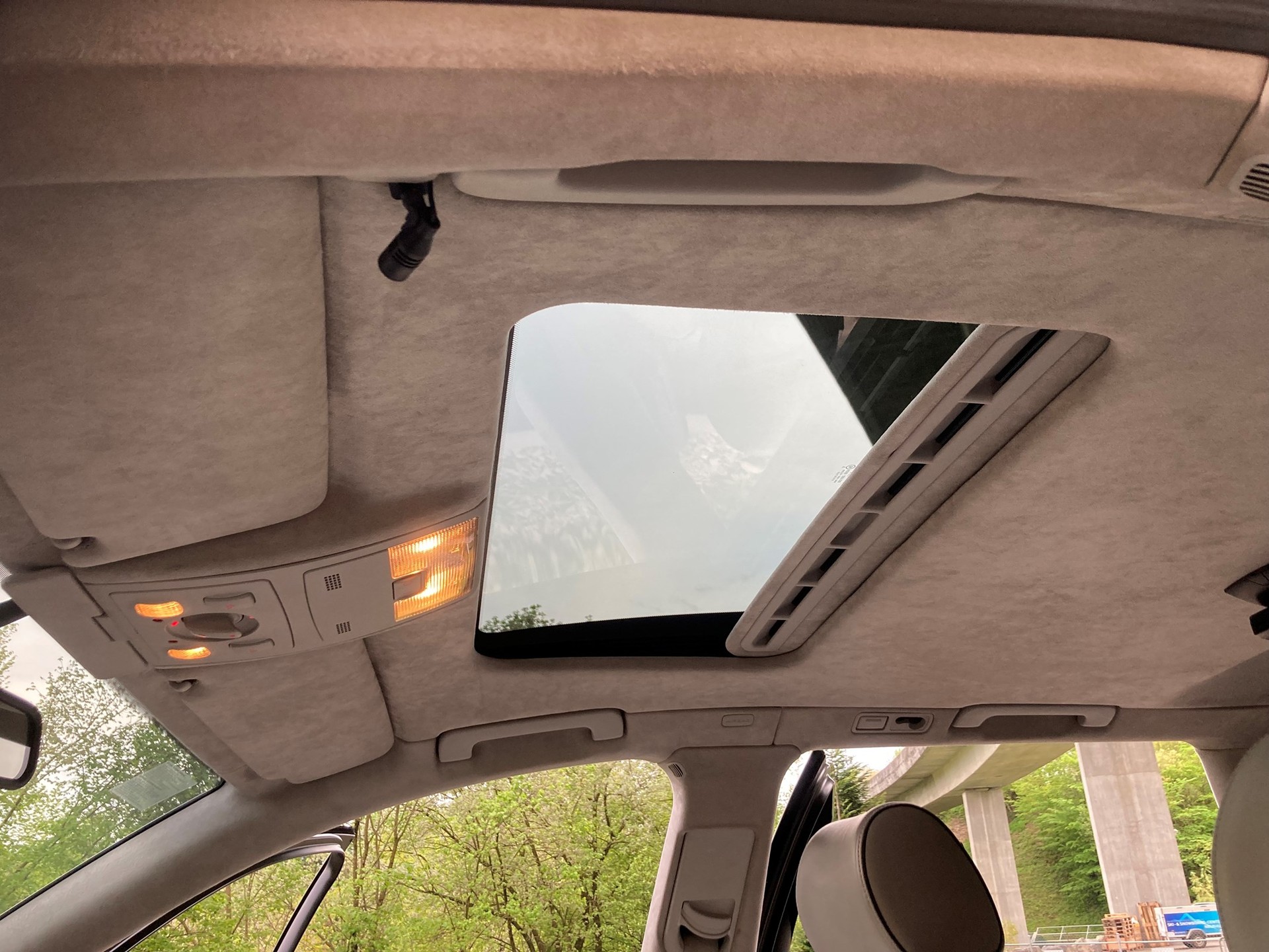 AUDI RS6 Avant quattro tiptronic-image-13