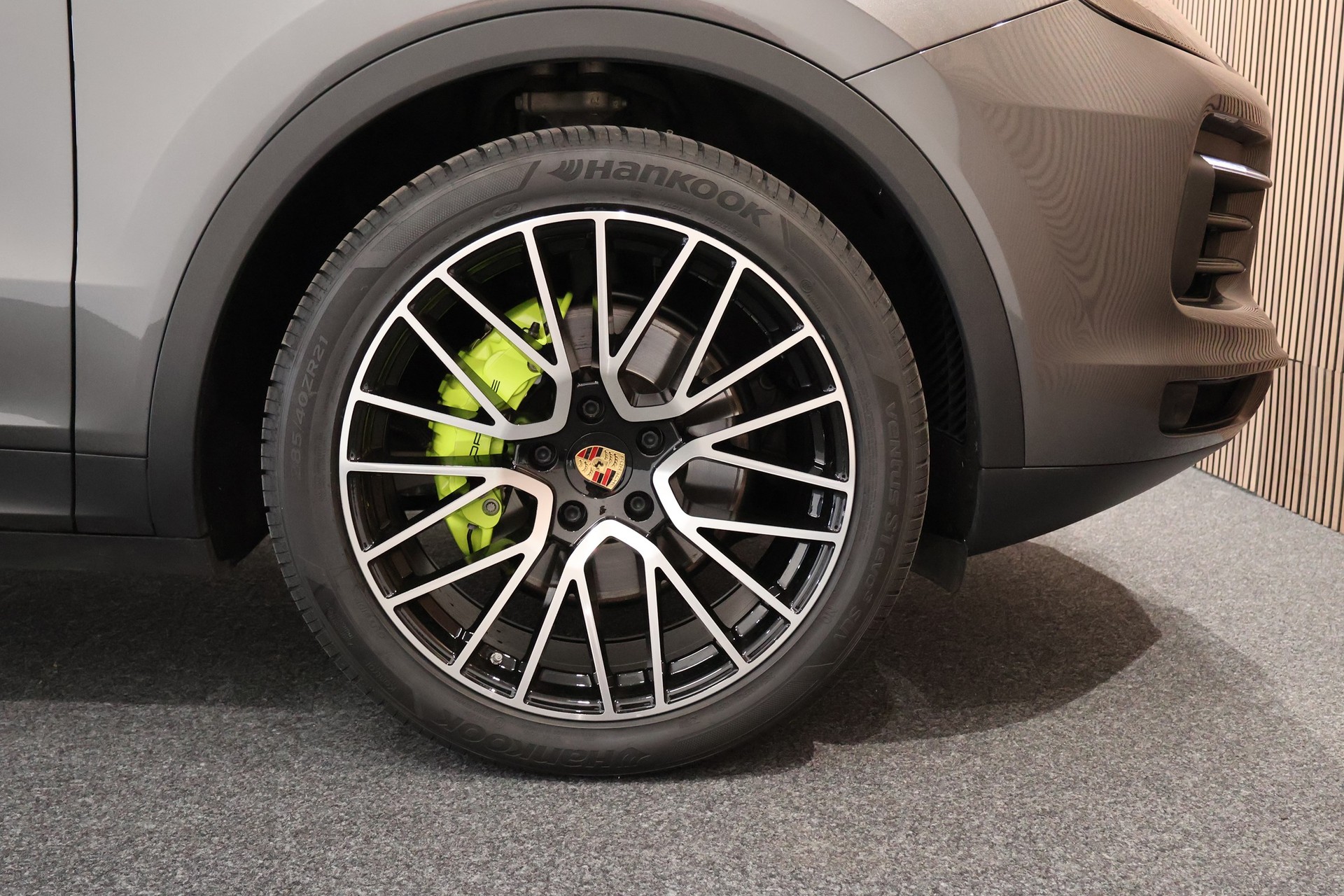 PORSCHE Cayenne E-Hybrid-image-28