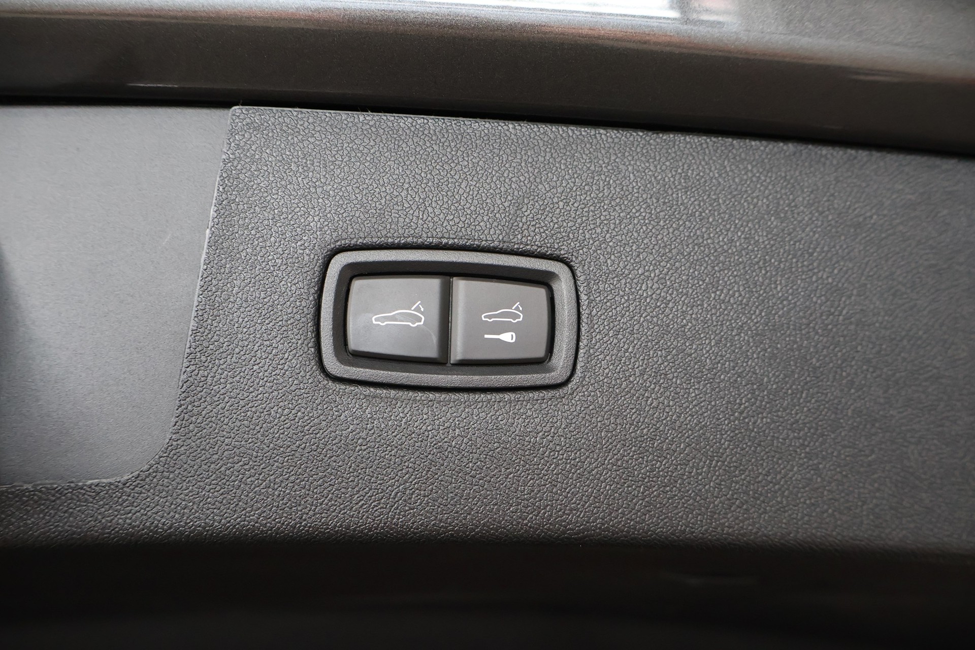 PORSCHE Cayenne E-Hybrid-image-27