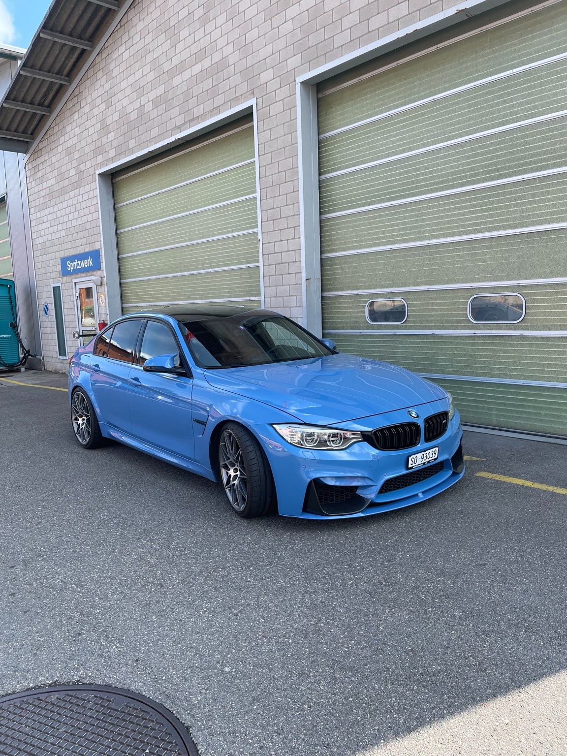 BMW M3 Competition-image-2