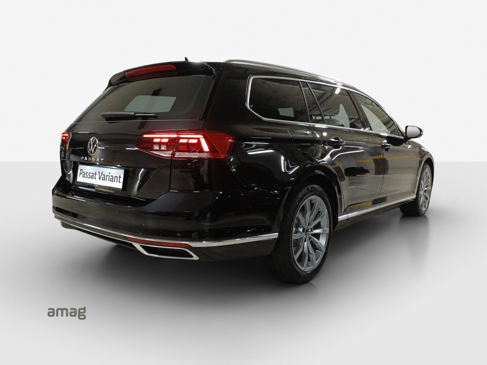 VW Passat 2.0 TDI BMT Elegance DSG-image-3