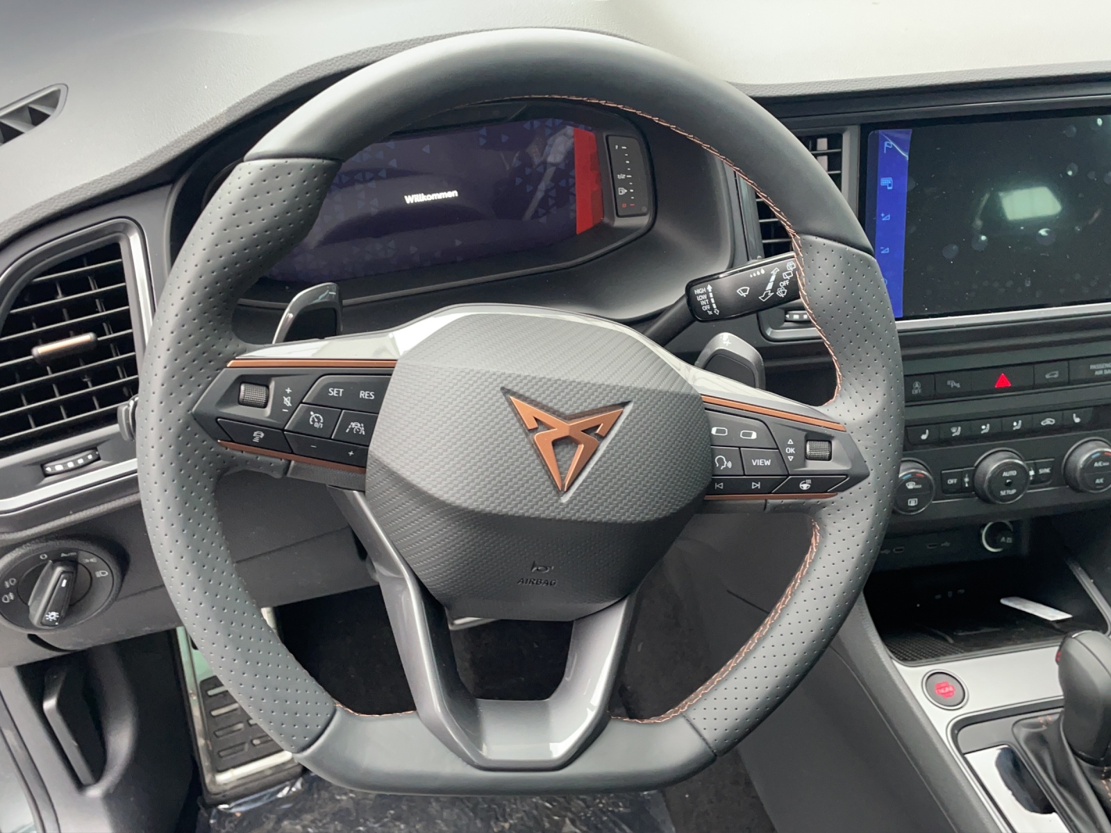 CUPRA ATECA 300PS-image-5