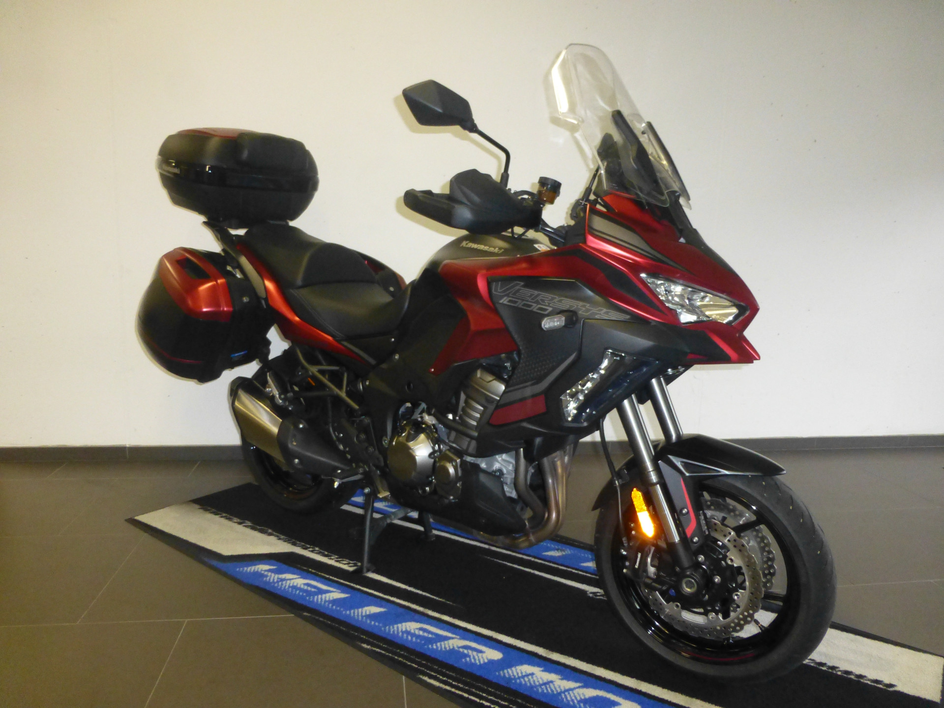KAWASAKI Versys 1000 SE Grand Tourer-showroom-element-2