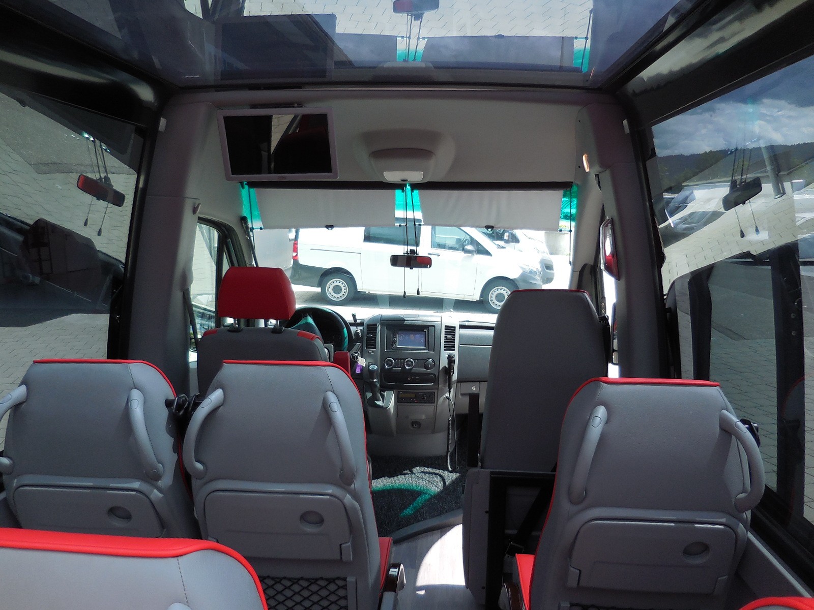 MERCEDES-BENZ Sprinter 519, Panoramique Bus (B16)-image-9