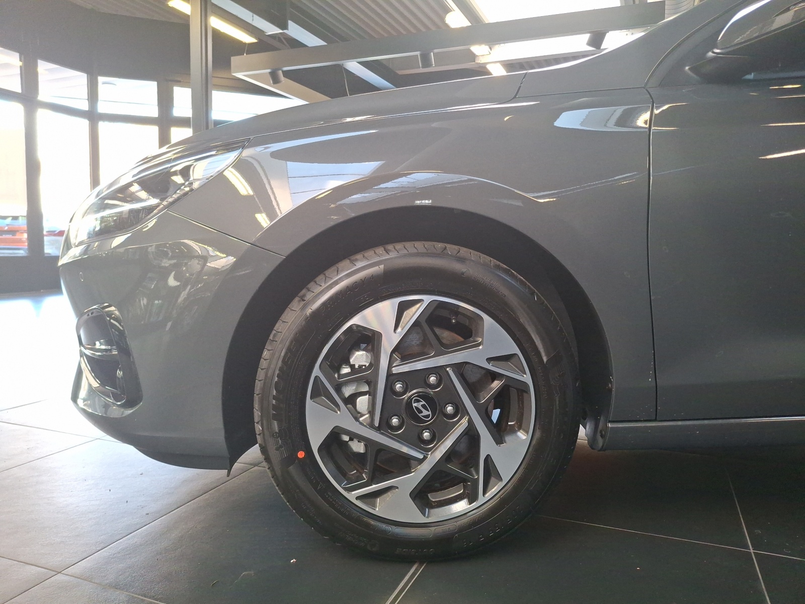 HYUNDAI i30 Wagon 1.5 T-GDi Amplia 48V MH DCT-image-15