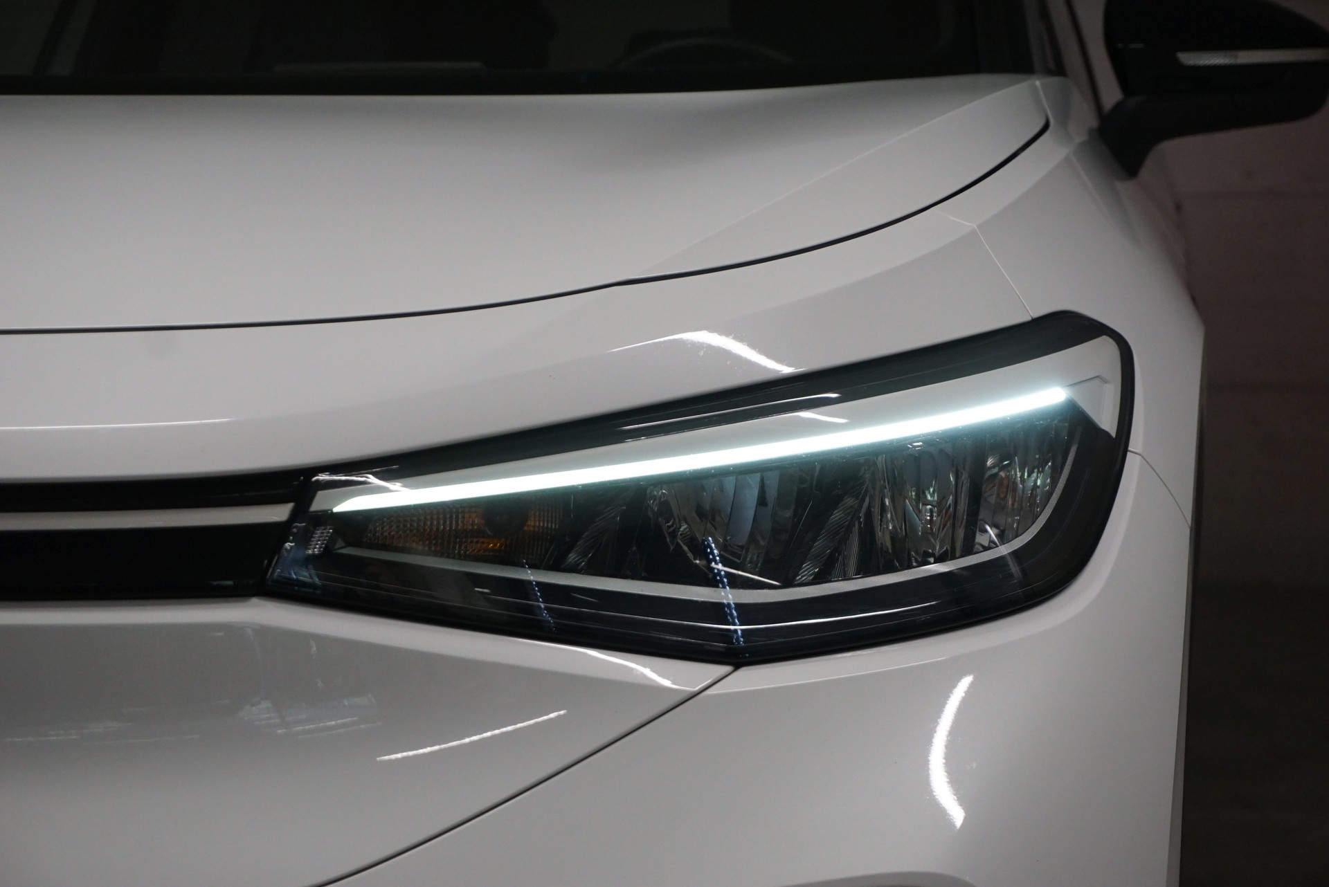 VW ID.4 Pro Performance 77 kWh 1ST-image-4