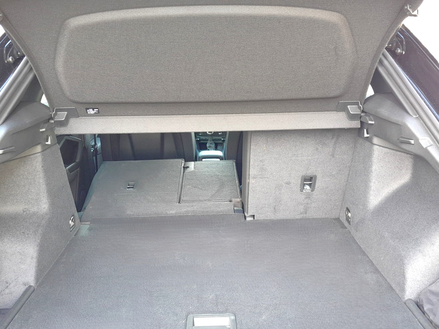AUDI Q3 40 TFSI S line quattro S-tronic-image-10