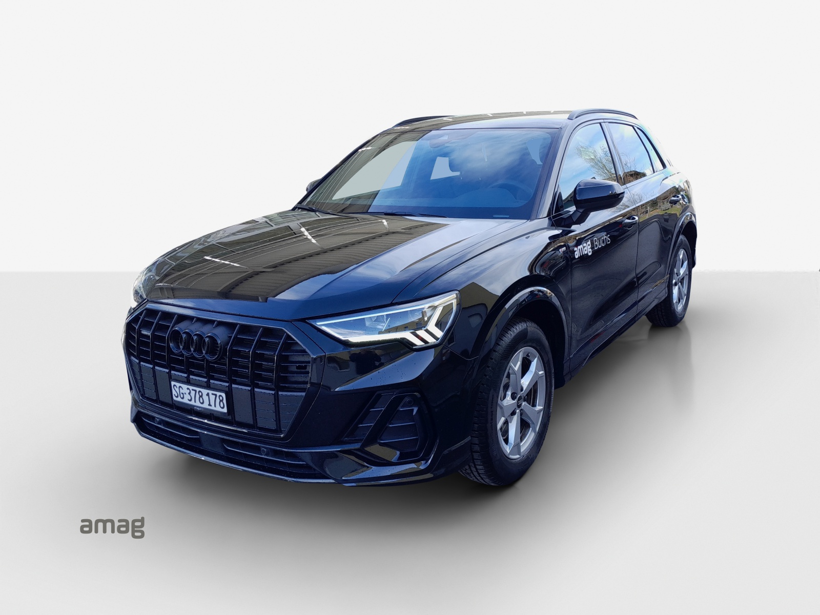 AUDI Q3 40 TFSI S line quattro S-tronic