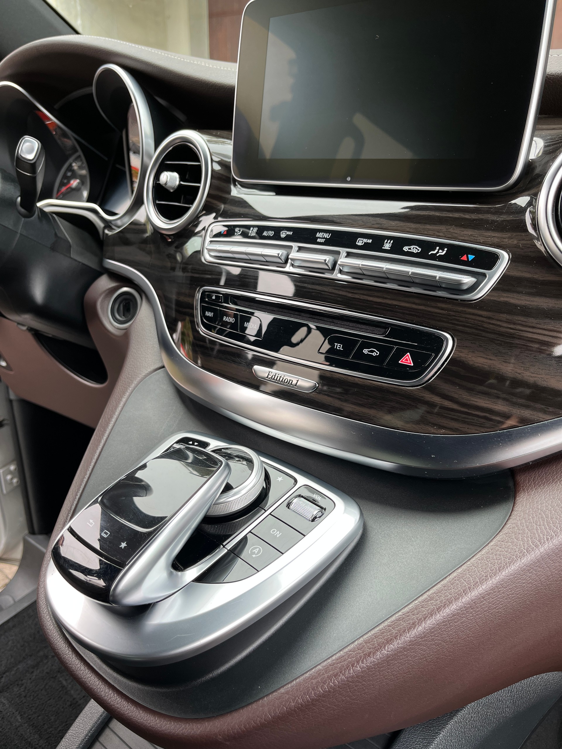 MERCEDES-BENZ V 250 BlueTEC Edition 1 lang 7G-Tronic-image-4