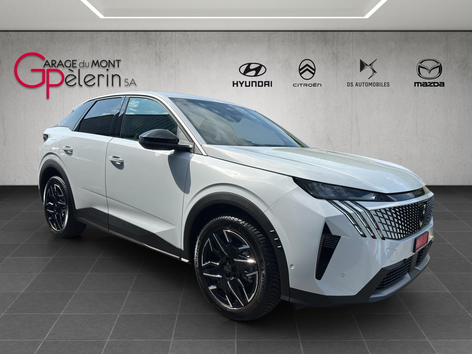 PEUGEOT 3008 1.2 Hybrid 145 Allure Premium-image-4