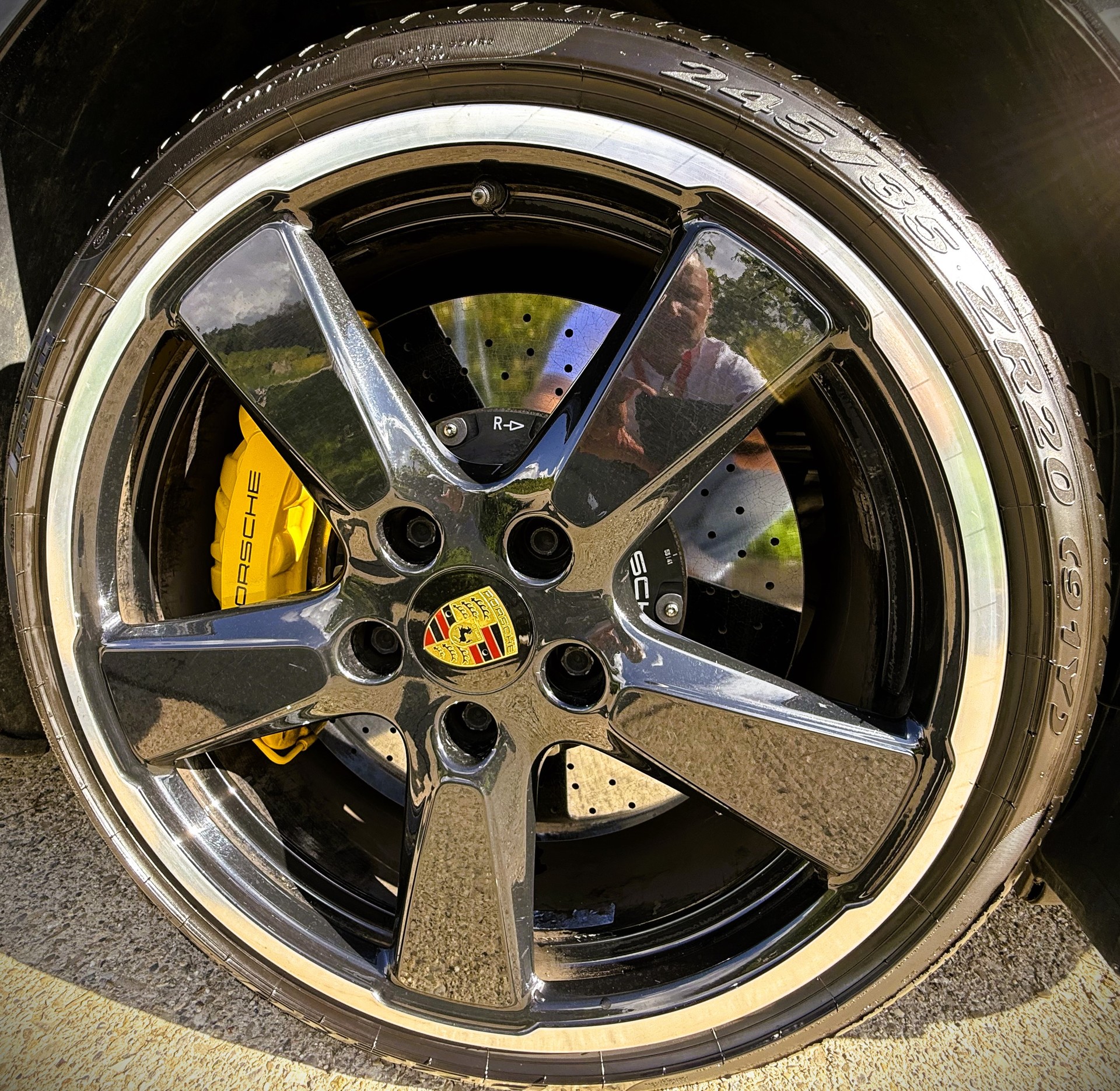 PORSCHE 911 Turbo S Cabrio PDK-image-24