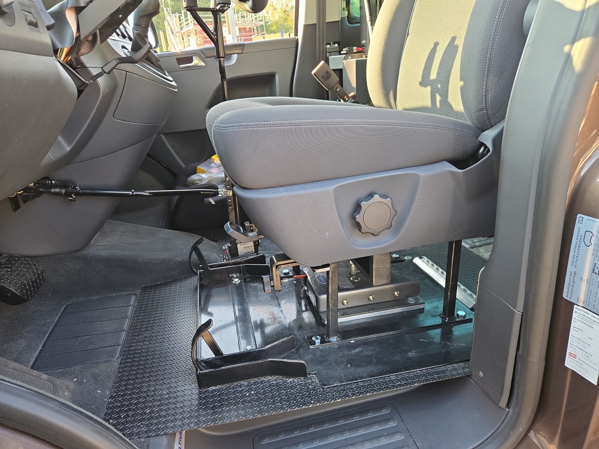 VW T5 Multivan 2.0 TDI CR Startline DSG-image-9