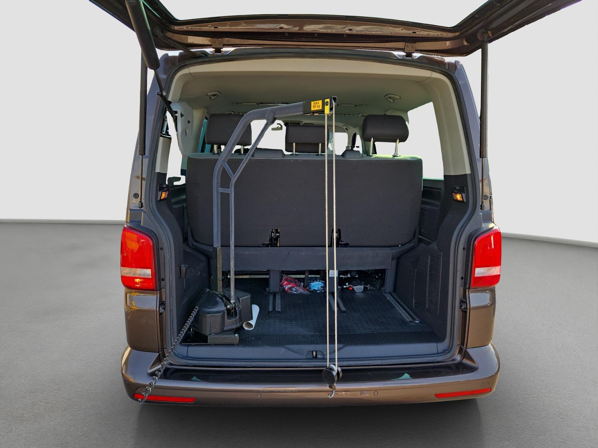 VW T5 Multivan 2.0 TDI CR Startline DSG-image-2