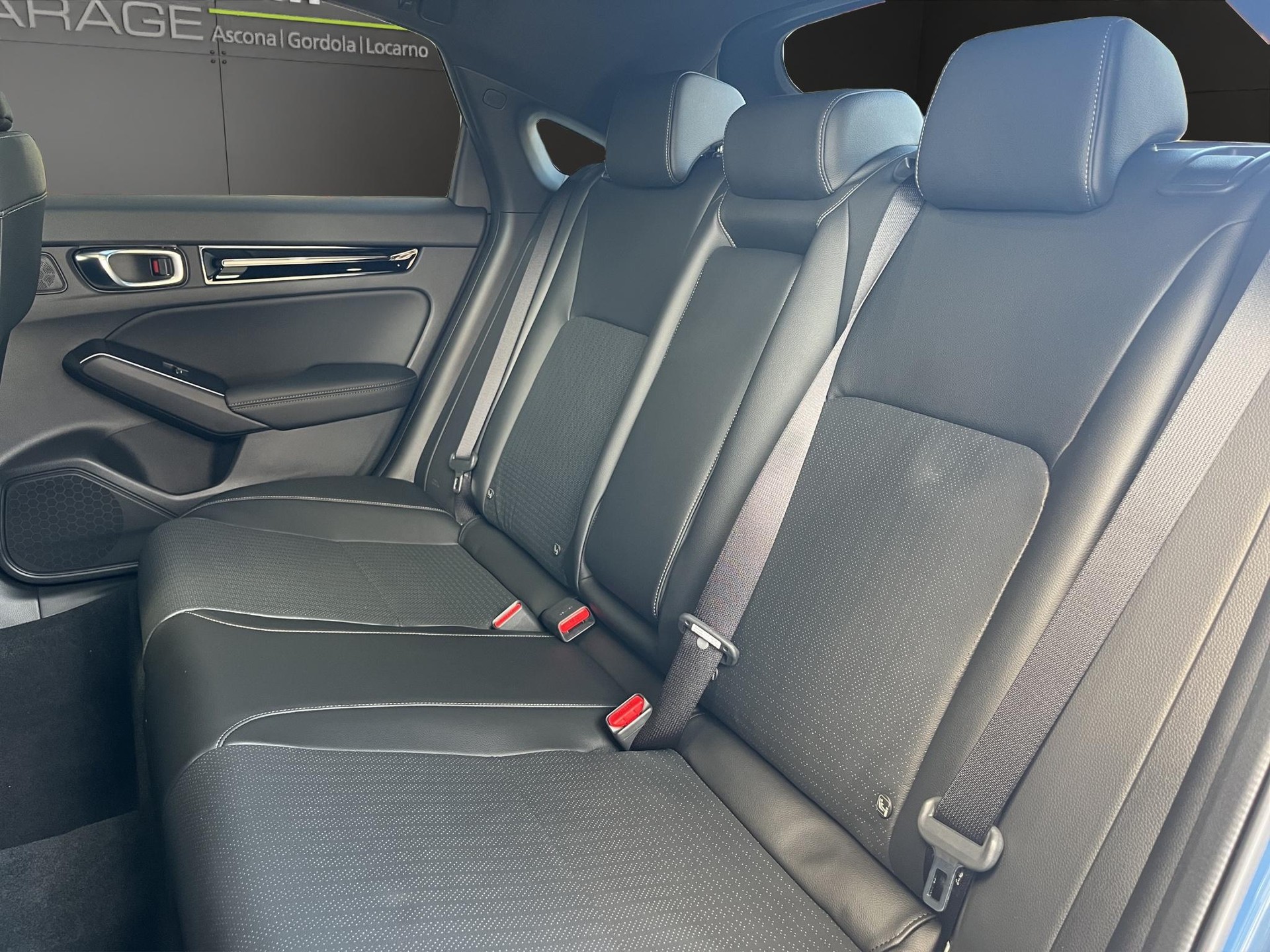 HONDA Civic 2.0 i-MMD Advance-image-11