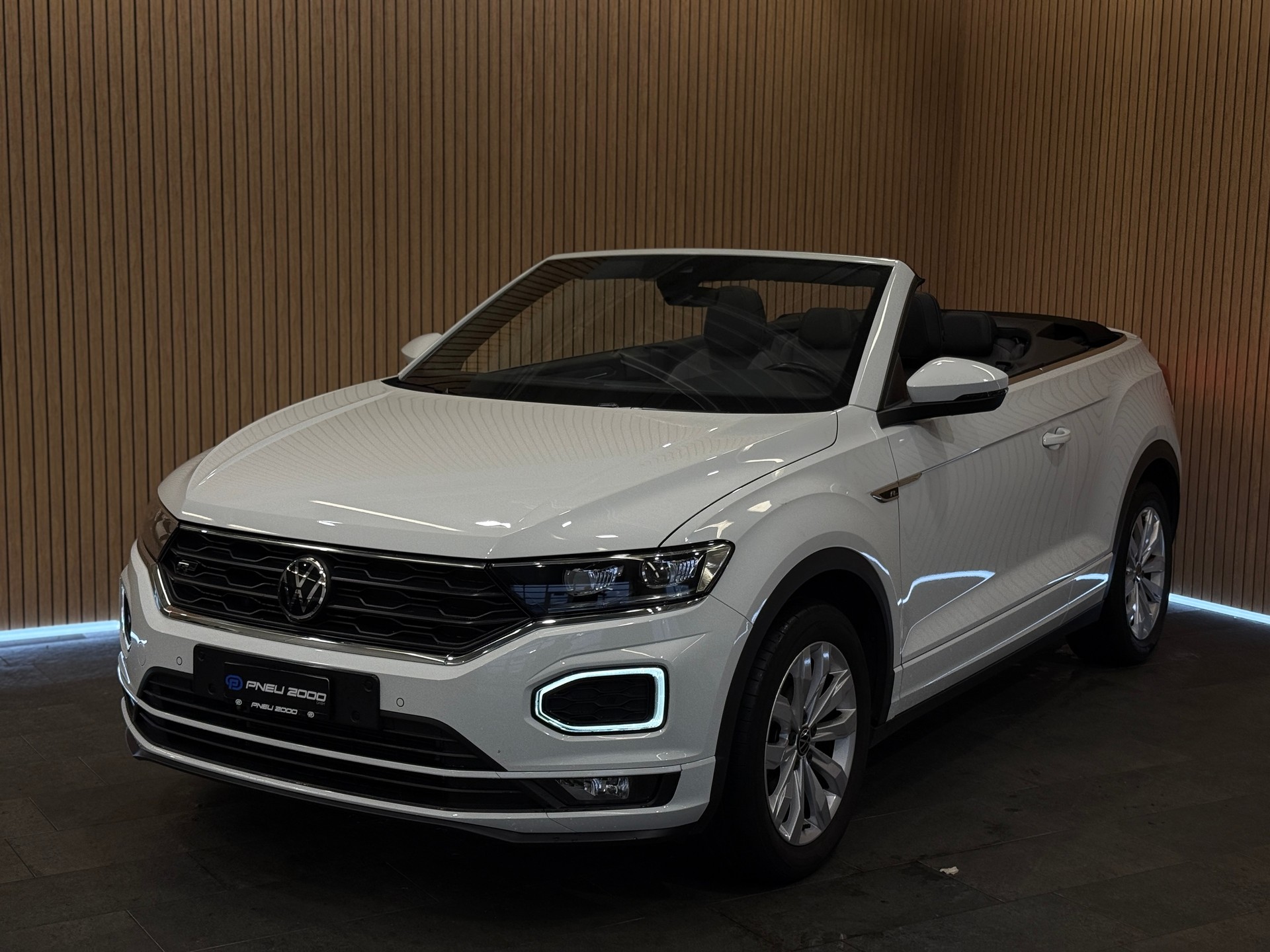 VW T-Roc Cabriolet 1.5 TSI EVO R-Line DSG-image-0