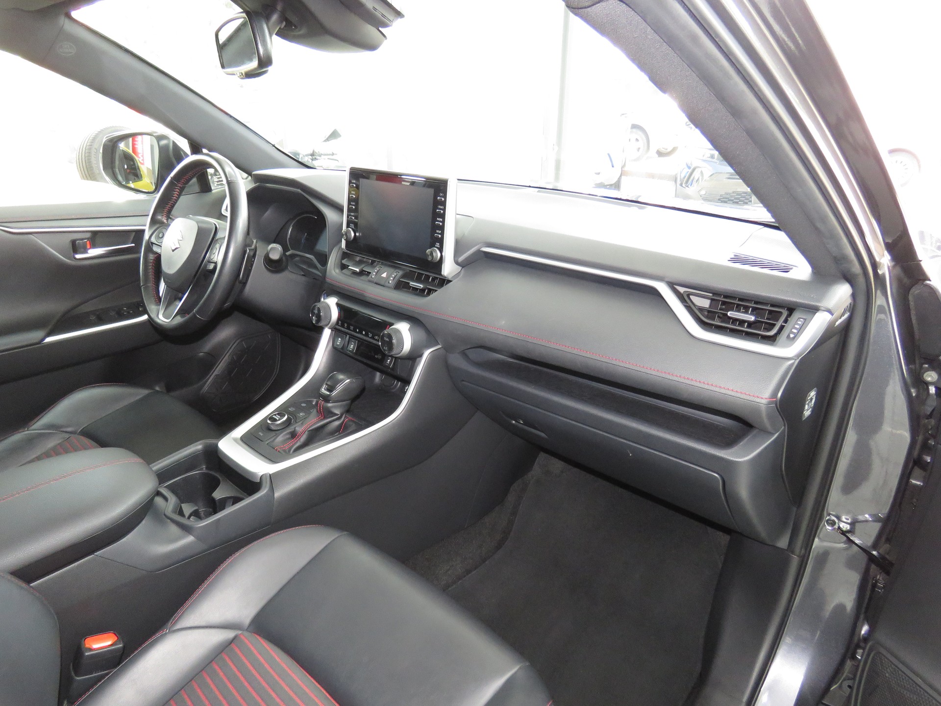 SUZUKI Across 2.5 Plug-in-Hybrid Compact Top E-CVT (Automat)-image-10