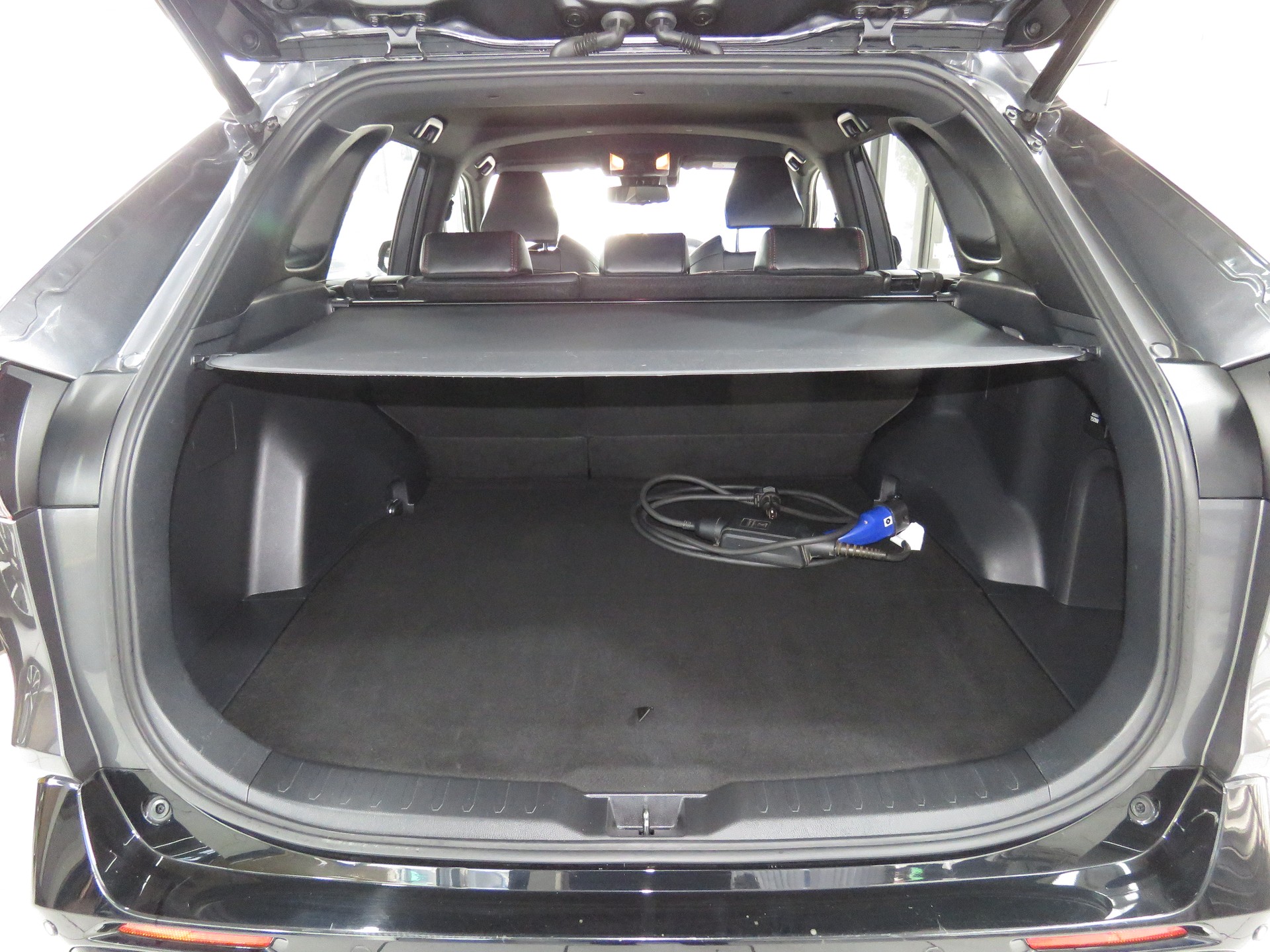SUZUKI Across 2.5 Plug-in-Hybrid Compact Top E-CVT (Automat)-image-9