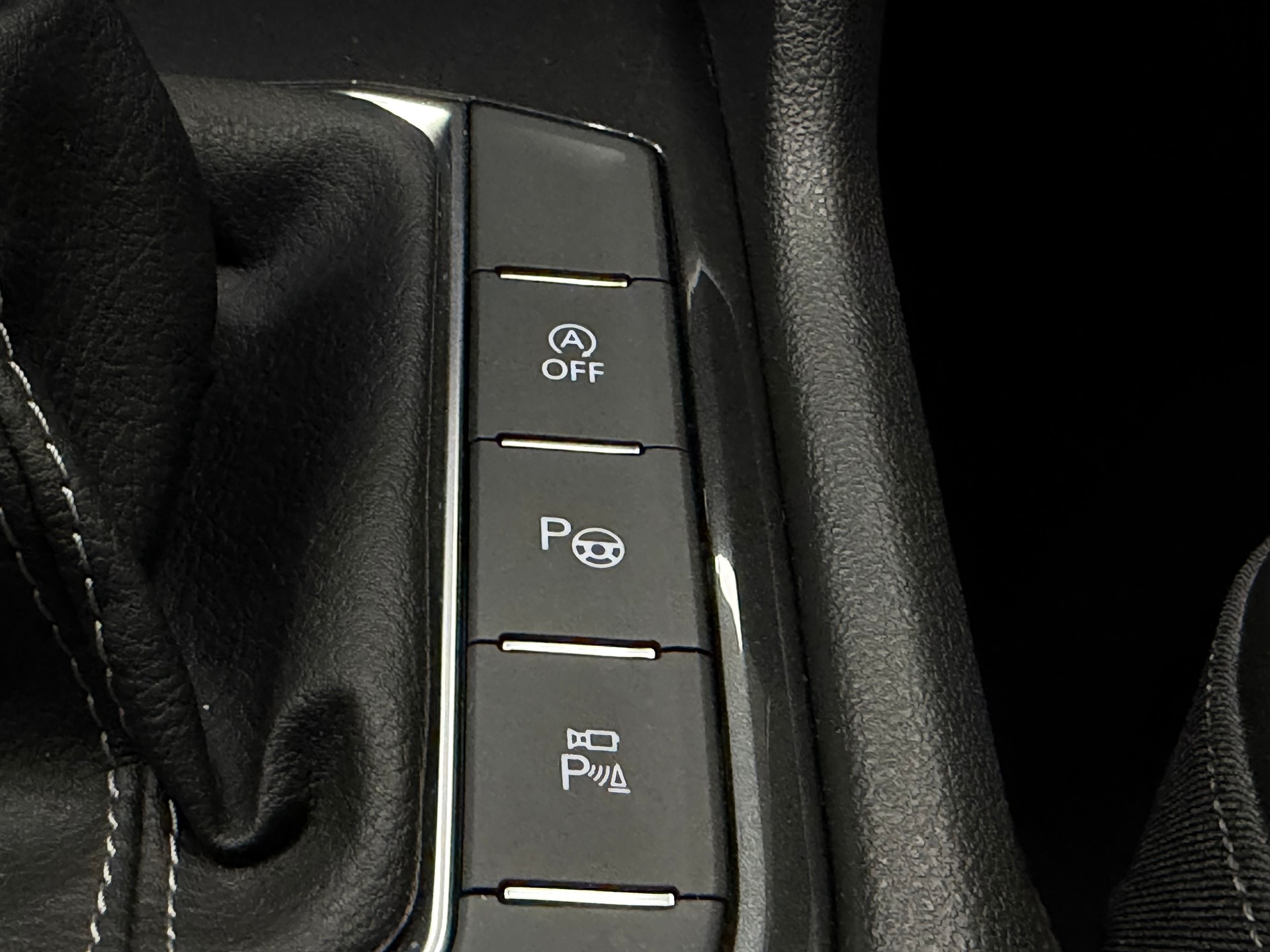 VW Tiguan 2.0TSI R-Line 4Motion DSG-image-23