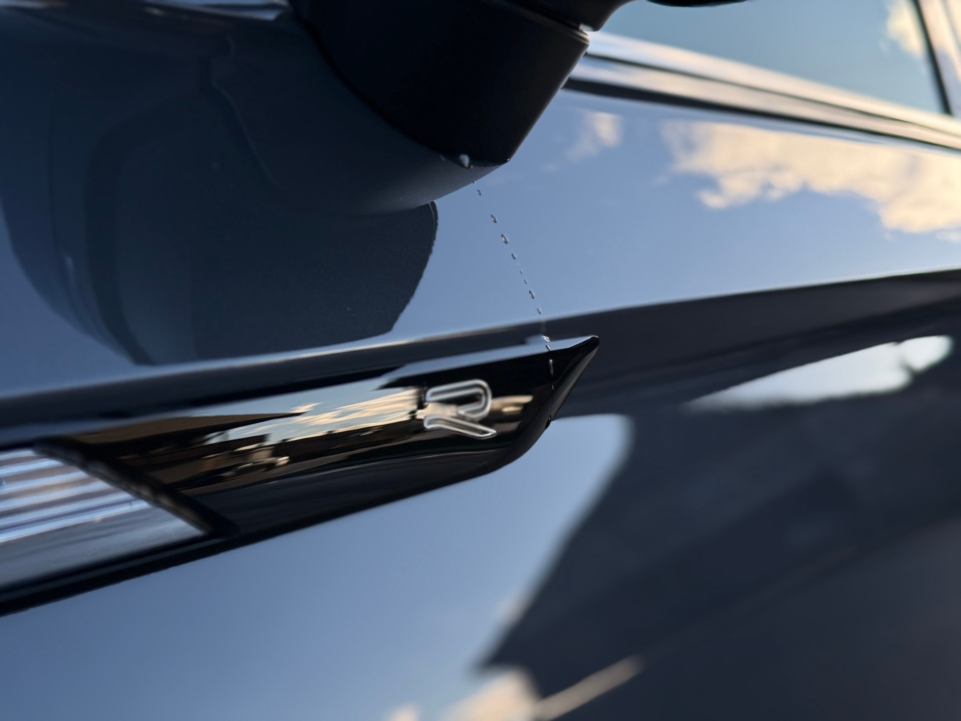 VW Tiguan 2.0TSI R-Line 4Motion DSG-image-18