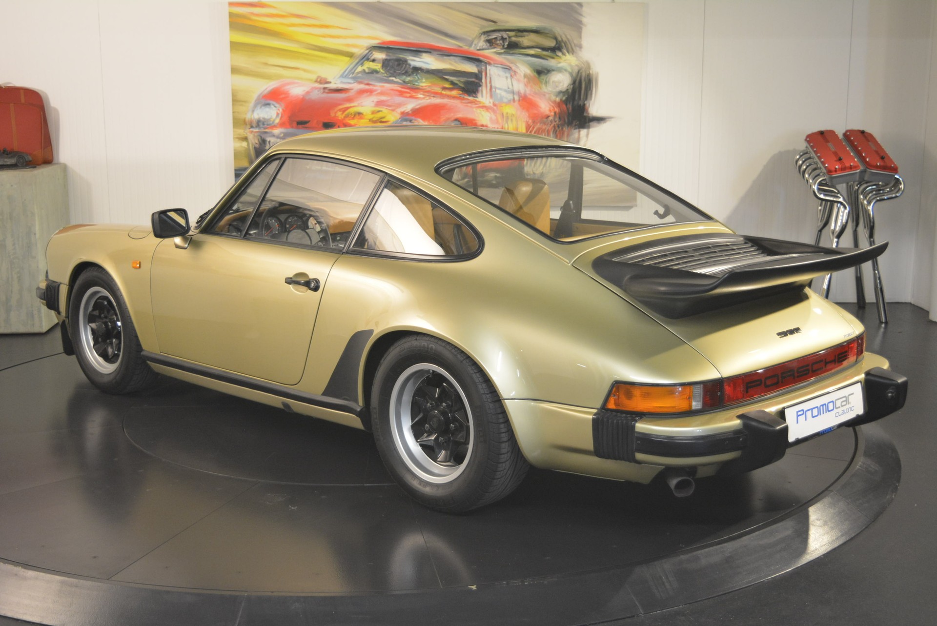 PORSCHE 911 2.7-image-2