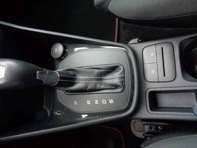FORD Fiesta 1.0 EcoB ST-Line-image-5