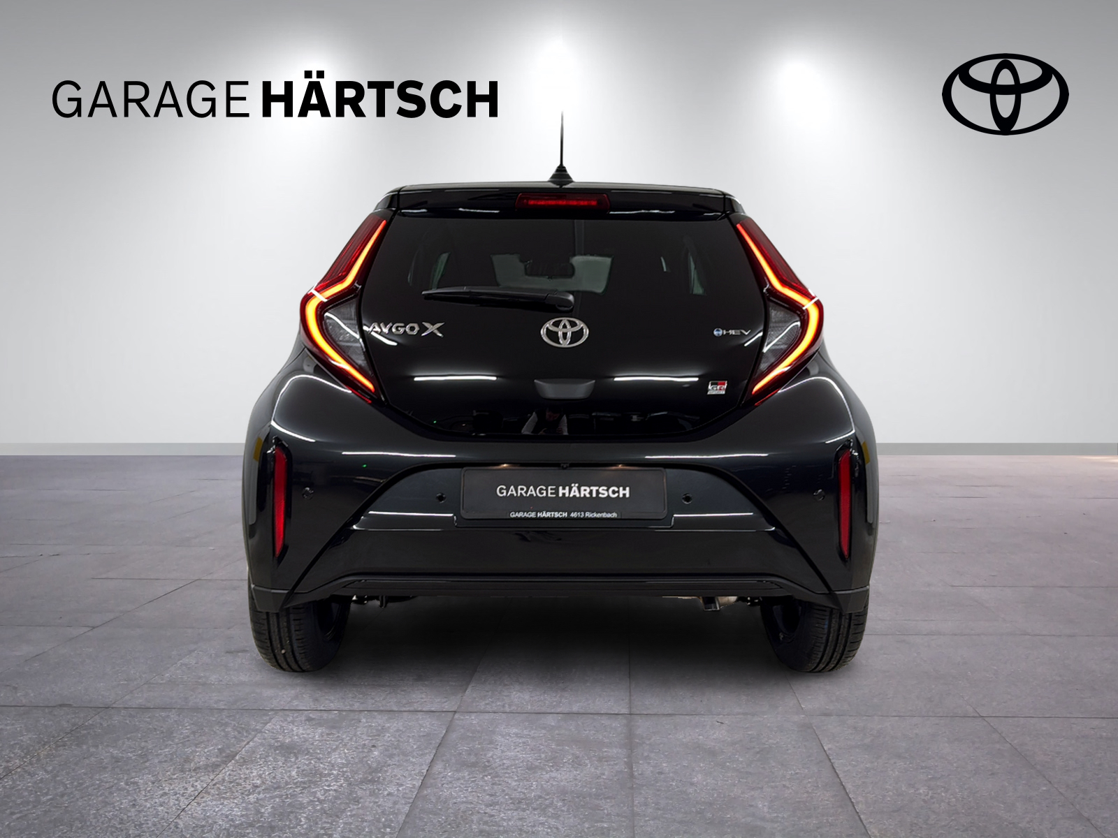 TOYOTA Aygo X 1.5 VVT-i HSD GR Sport-image-4