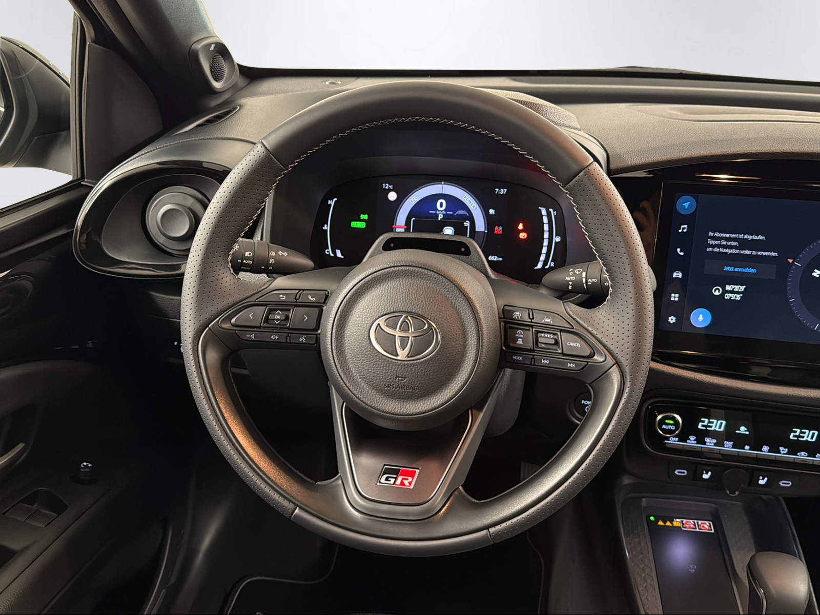 TOYOTA Aygo X 1.5 VVT-i HSD GR Sport-image-12