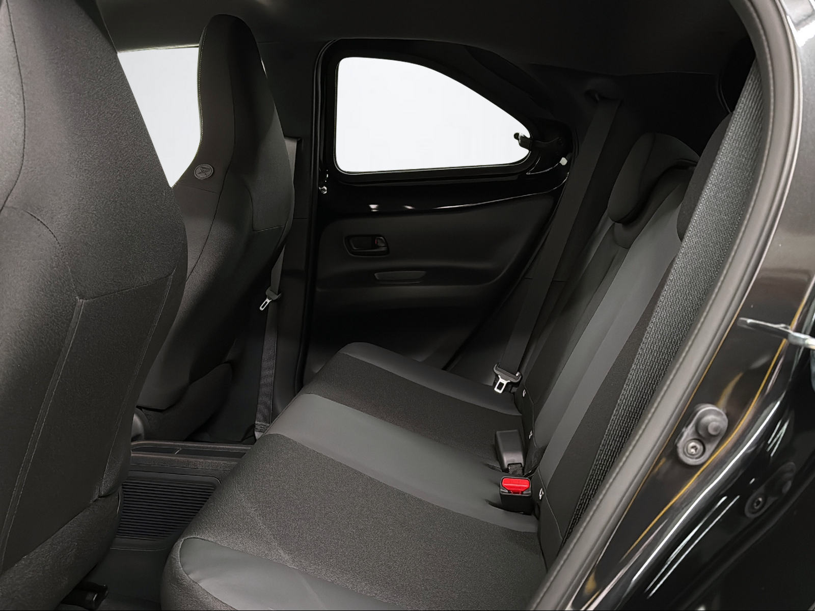TOYOTA Aygo X 1.5 VVT-i HSD GR Sport-image-10