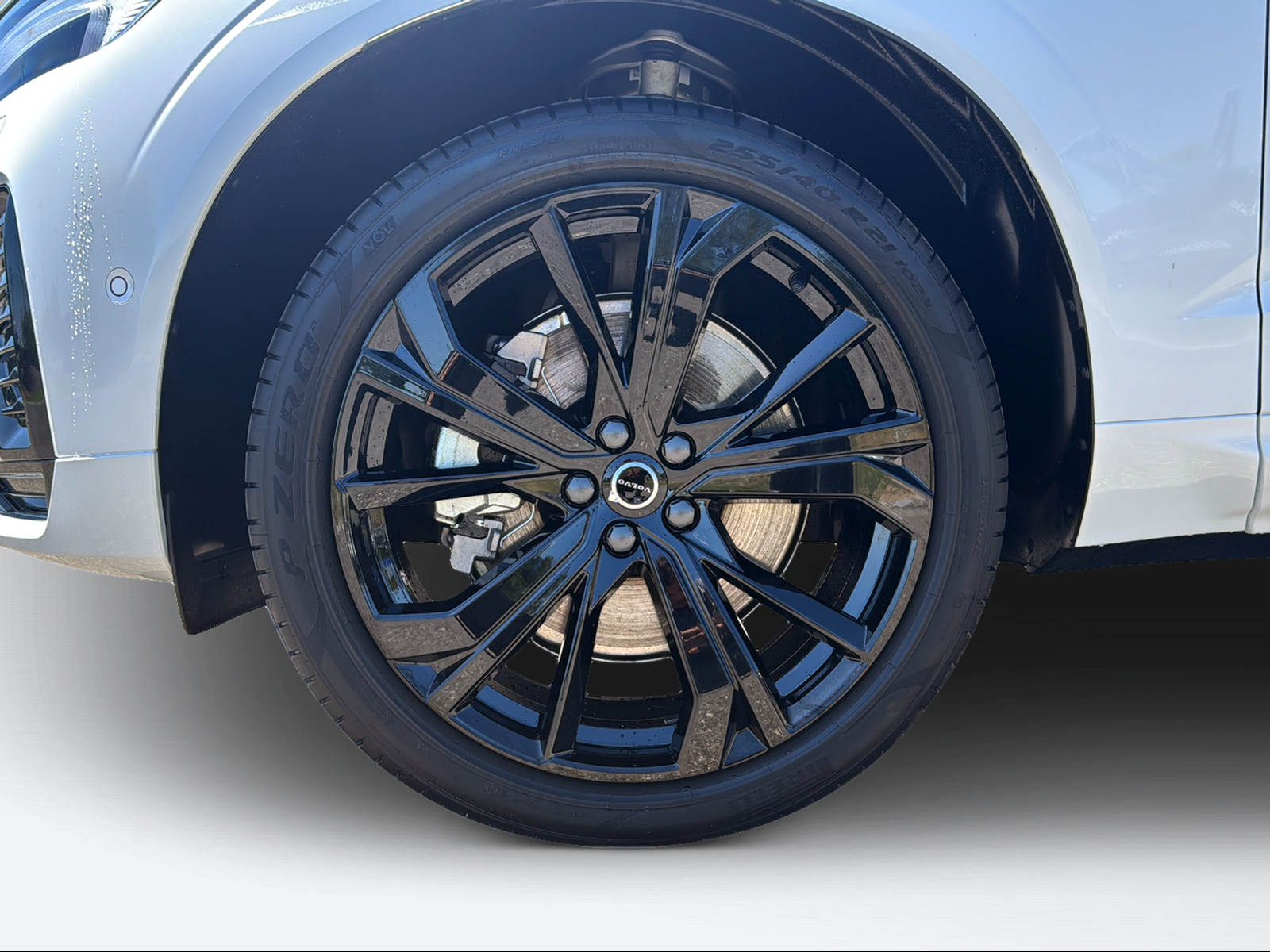 VOLVO XC60 2.0 T6 TE Black Edition eAWD-image-8