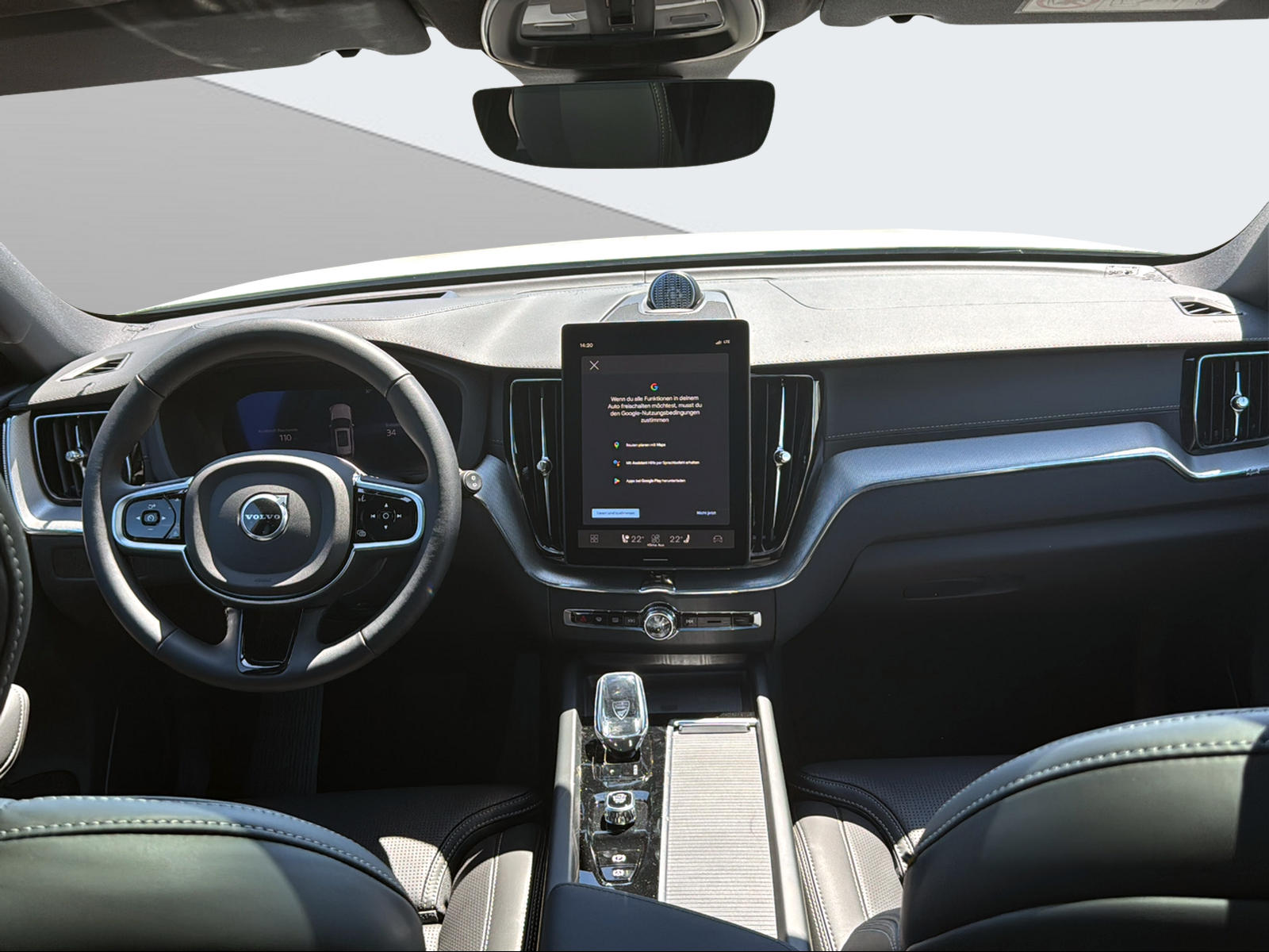 VOLVO XC60 2.0 T6 TE Black Edition eAWD-image-11