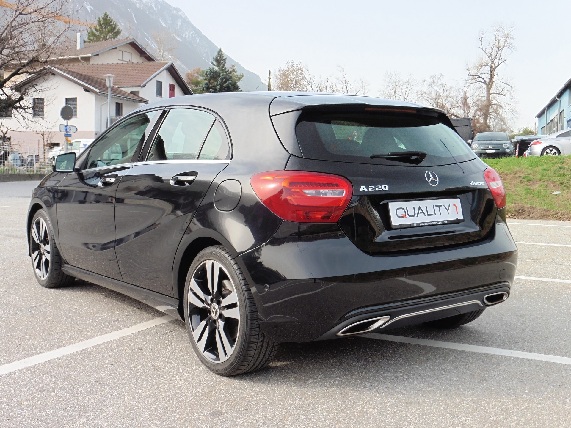 MERCEDES-BENZ A 220 Urban 4Matic 7G-DCT-image-8