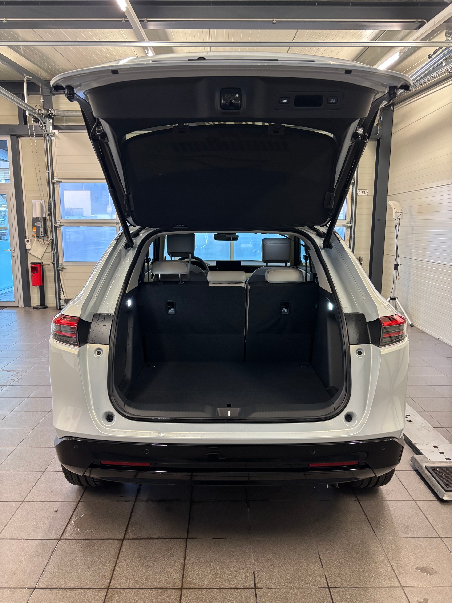 HONDA HR-V 1.5i-MMD Advance Style CVT-image-13