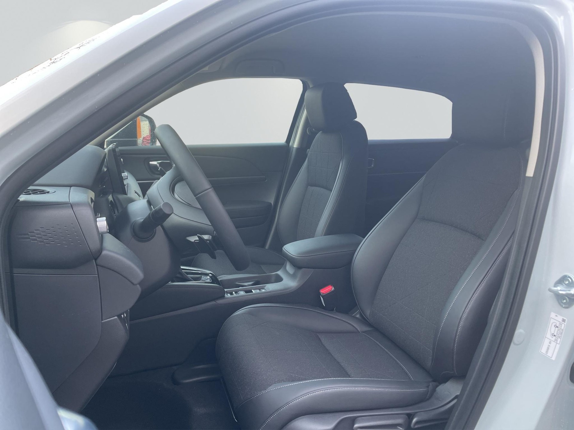 HONDA HR-V 1.5 i-MMD Advance-image-9