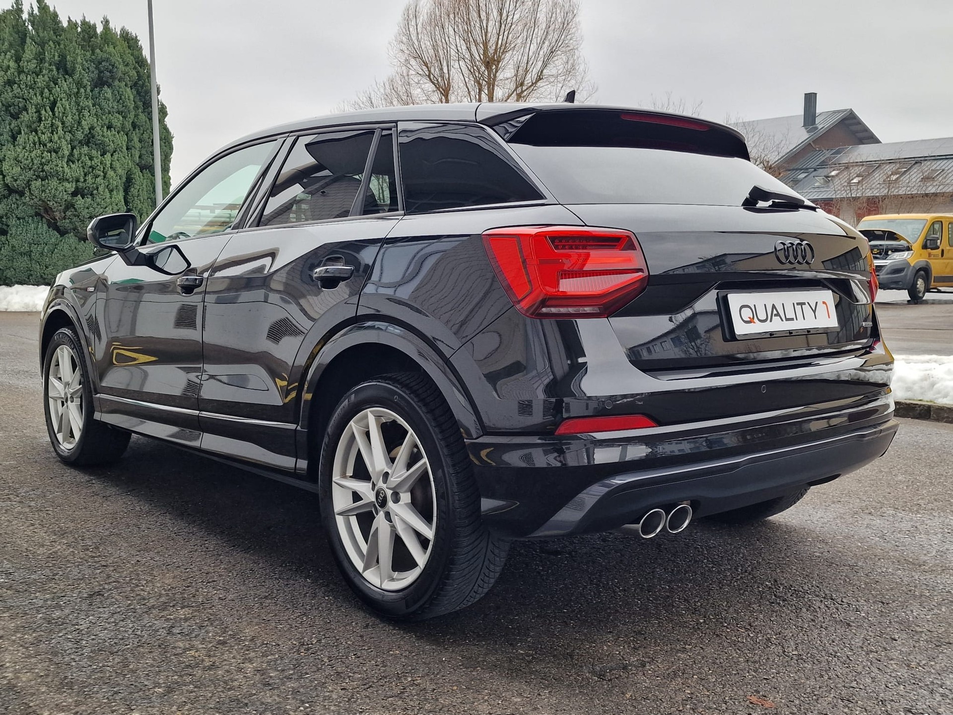 AUDI Q2 35 TDI quattro Sport S-tronic S Line-image-4