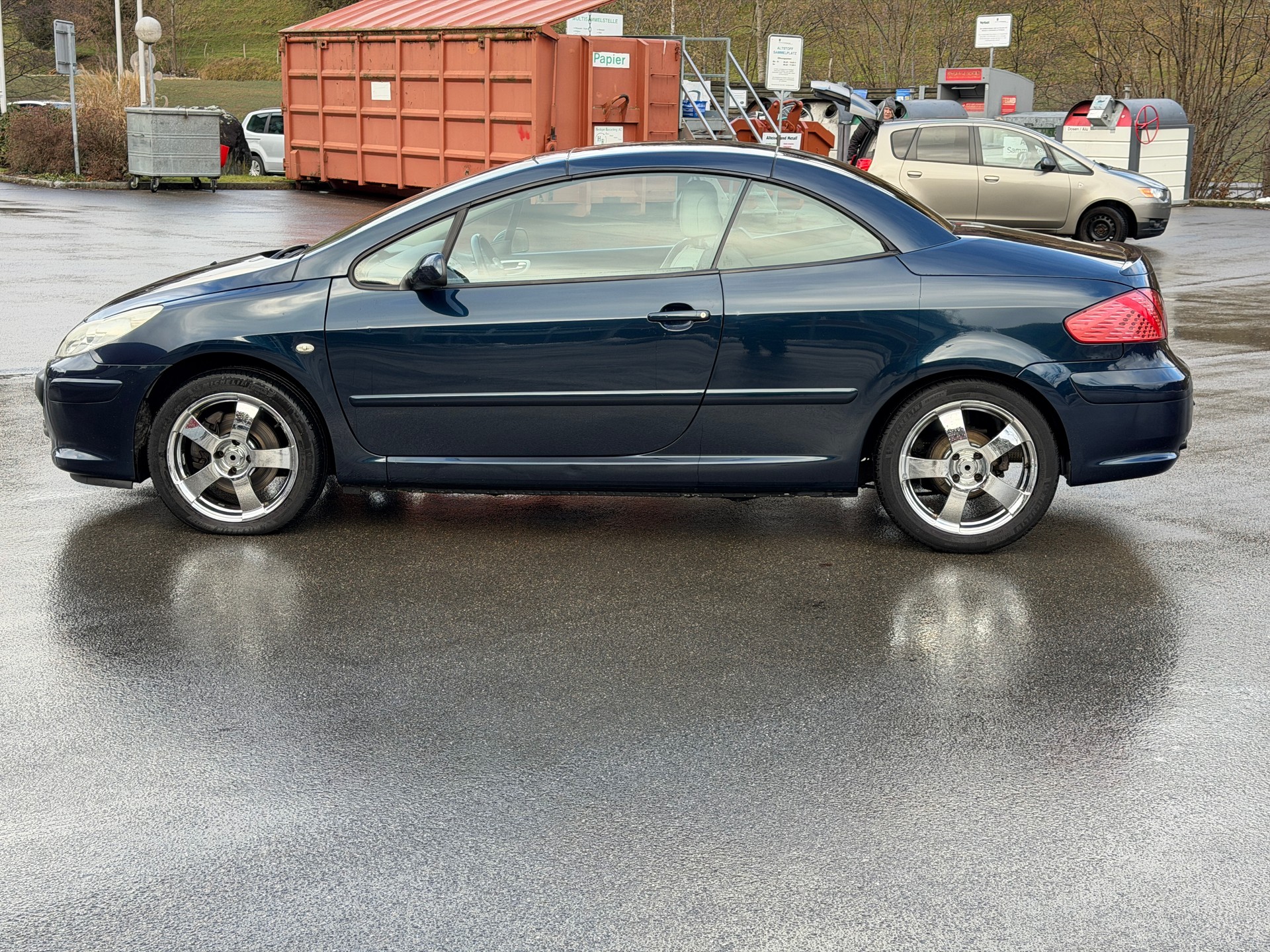 PEUGEOT 307 CC 2.0 HDI Platinum Edition-image-3