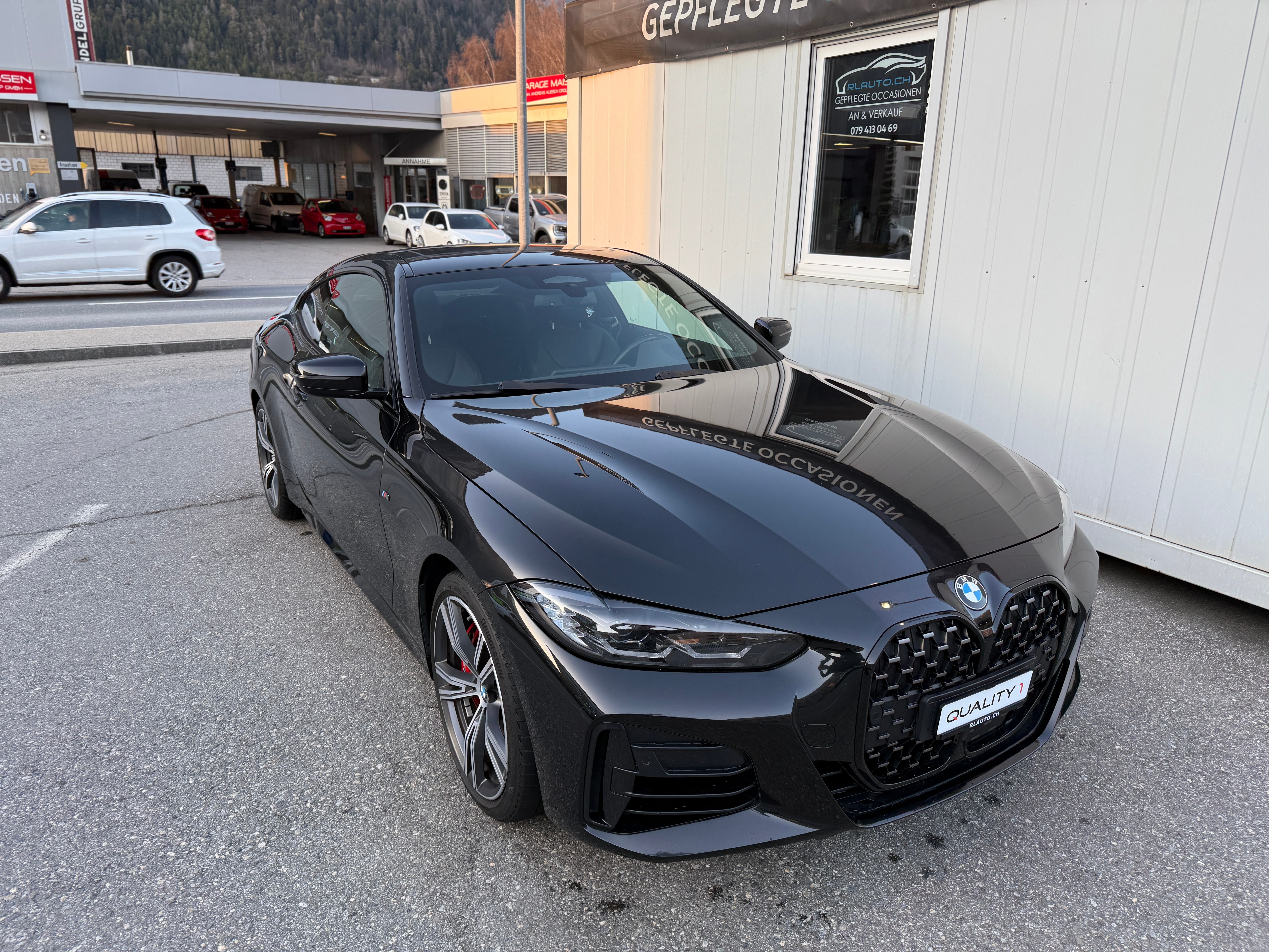 Car photo
