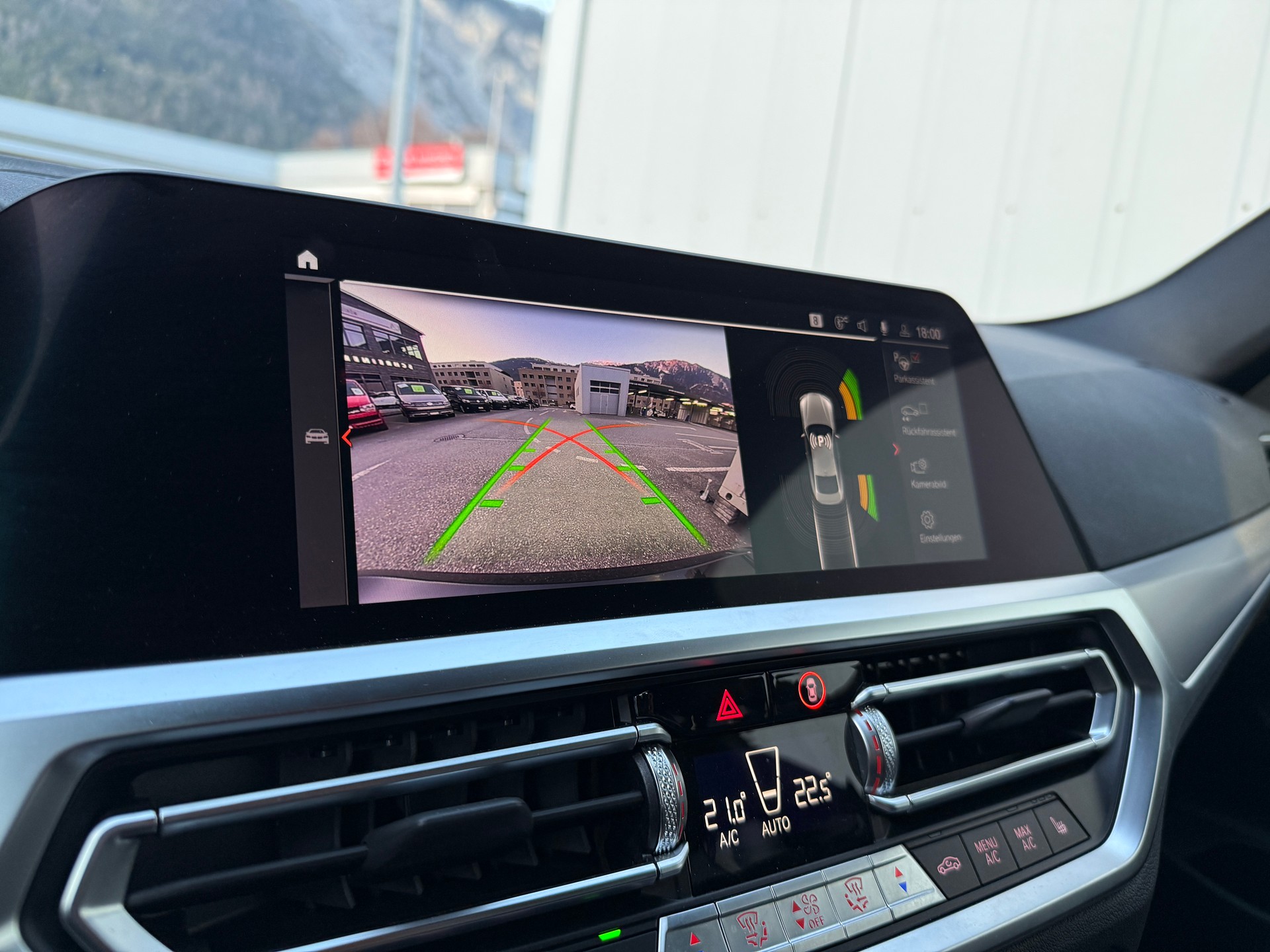 BMW M440i xDrive 48V Coupé Steptronic-image-22