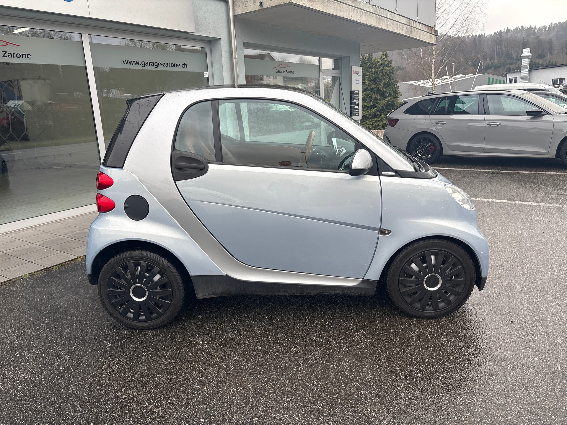 SMART fortwo limited two softouch-image-1