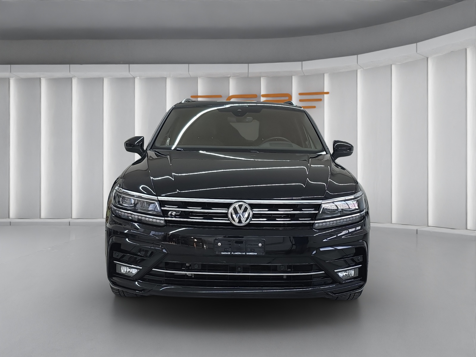 VW Tiguan 2.0 TSI Highline DSG-showroom-element-2