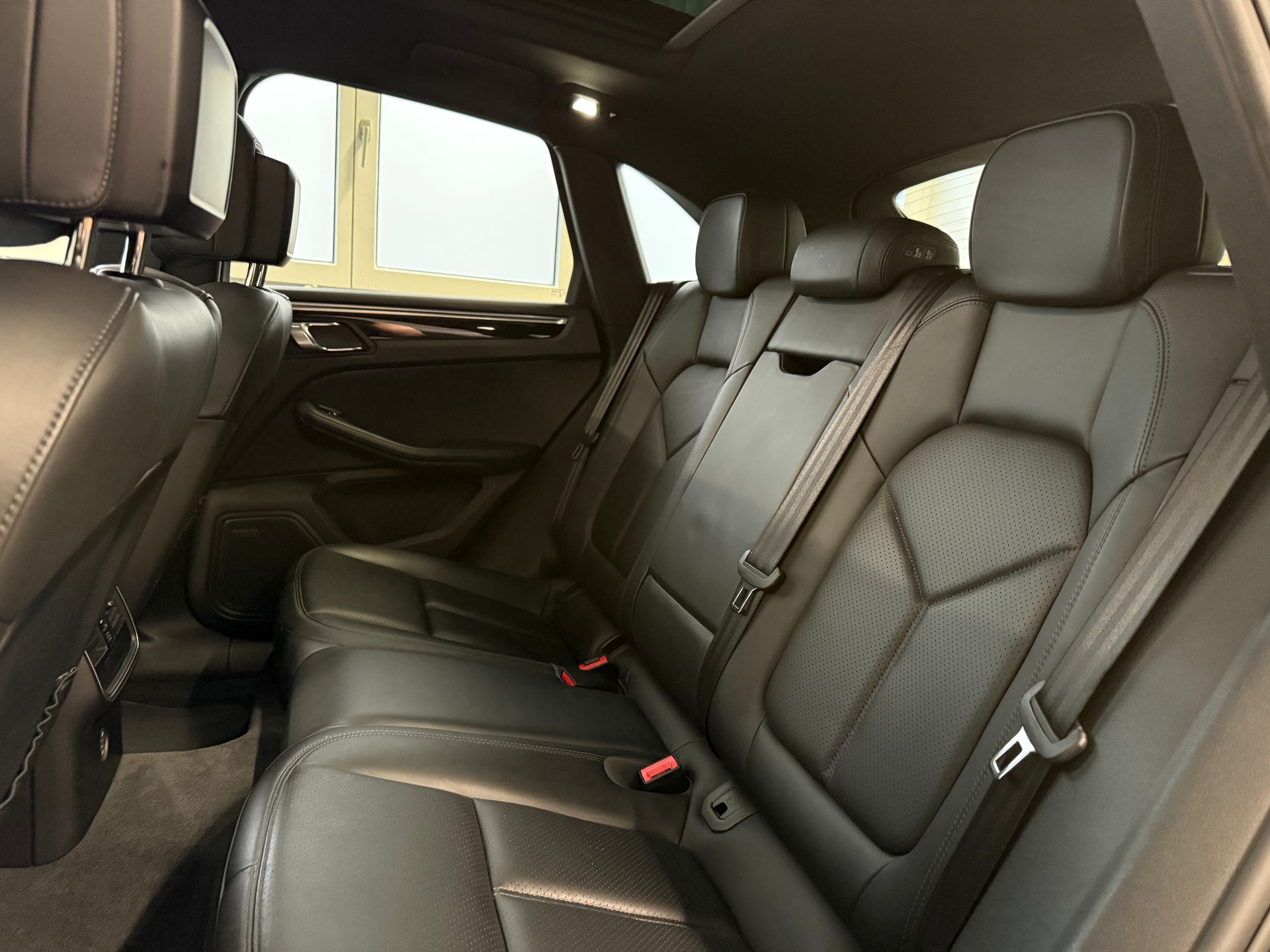PORSCHE Macan S Diesel PDK-image-19