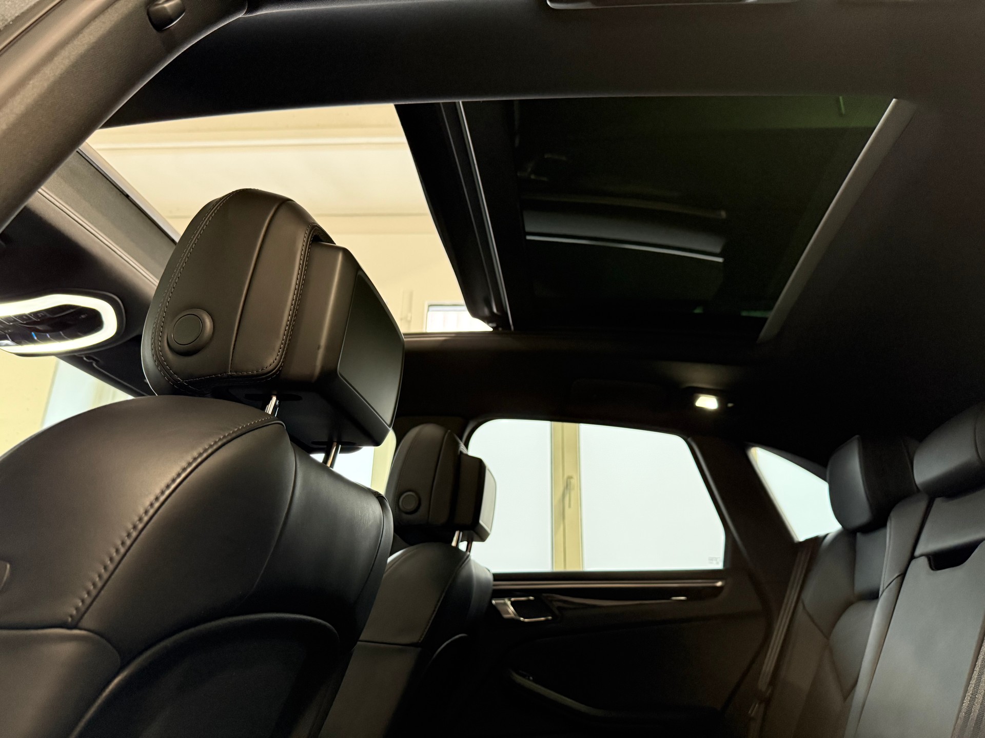 PORSCHE Macan S Diesel PDK-image-20