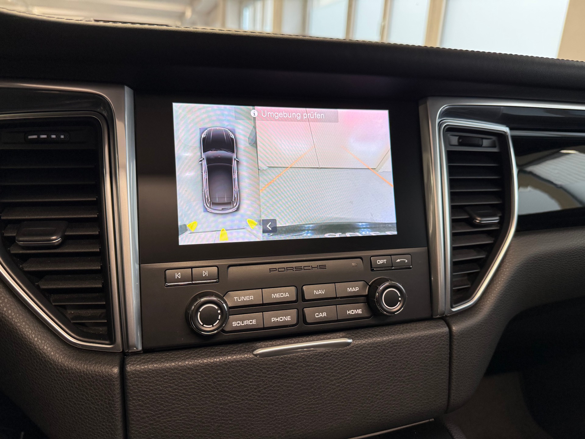 PORSCHE Macan S Diesel PDK-image-10